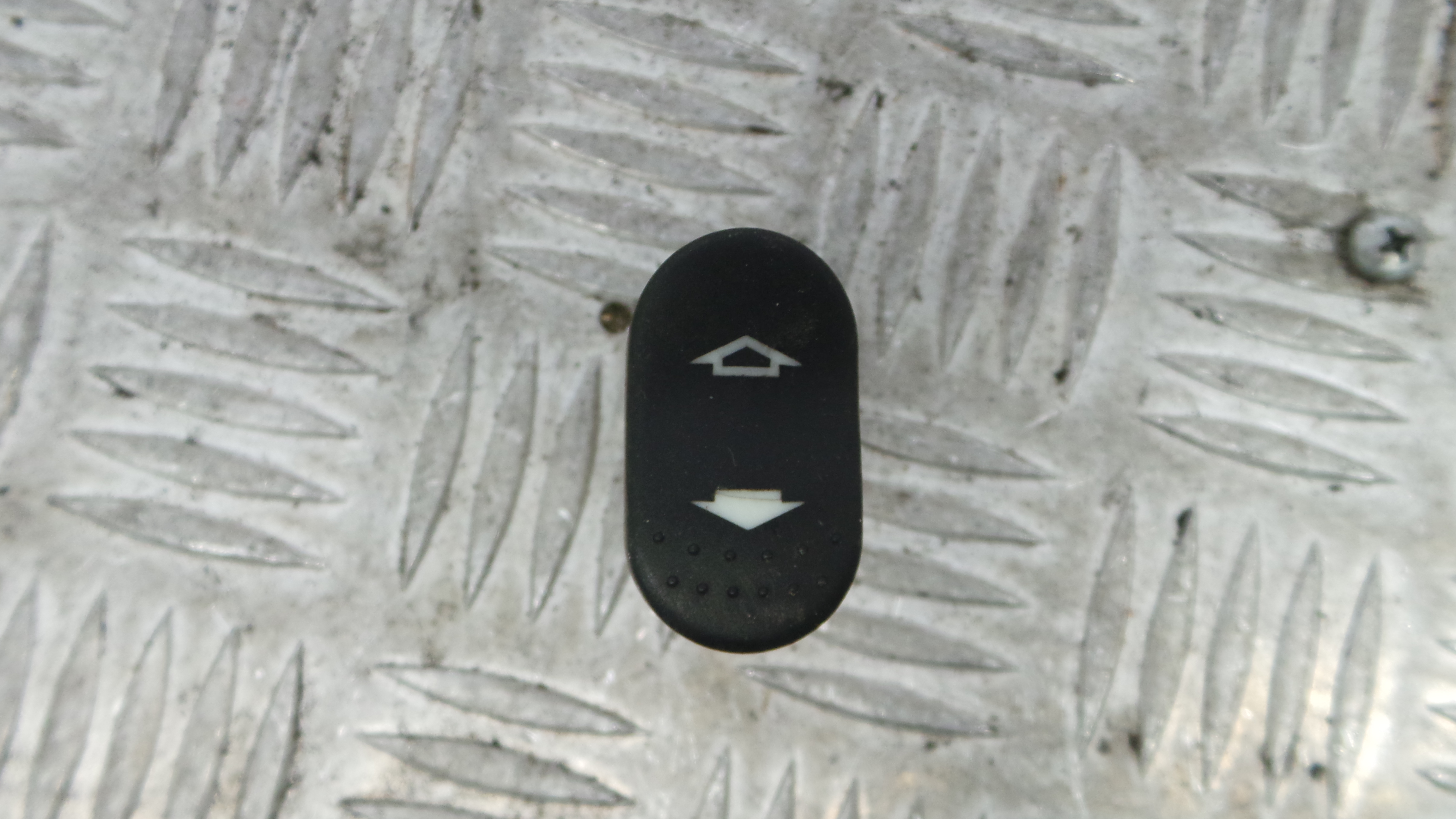 Interruptor / Comando Elevador Vidro Frente Dto  98AG-14529-CB - FORD FOCUS I (DAW, DBW)-33641991