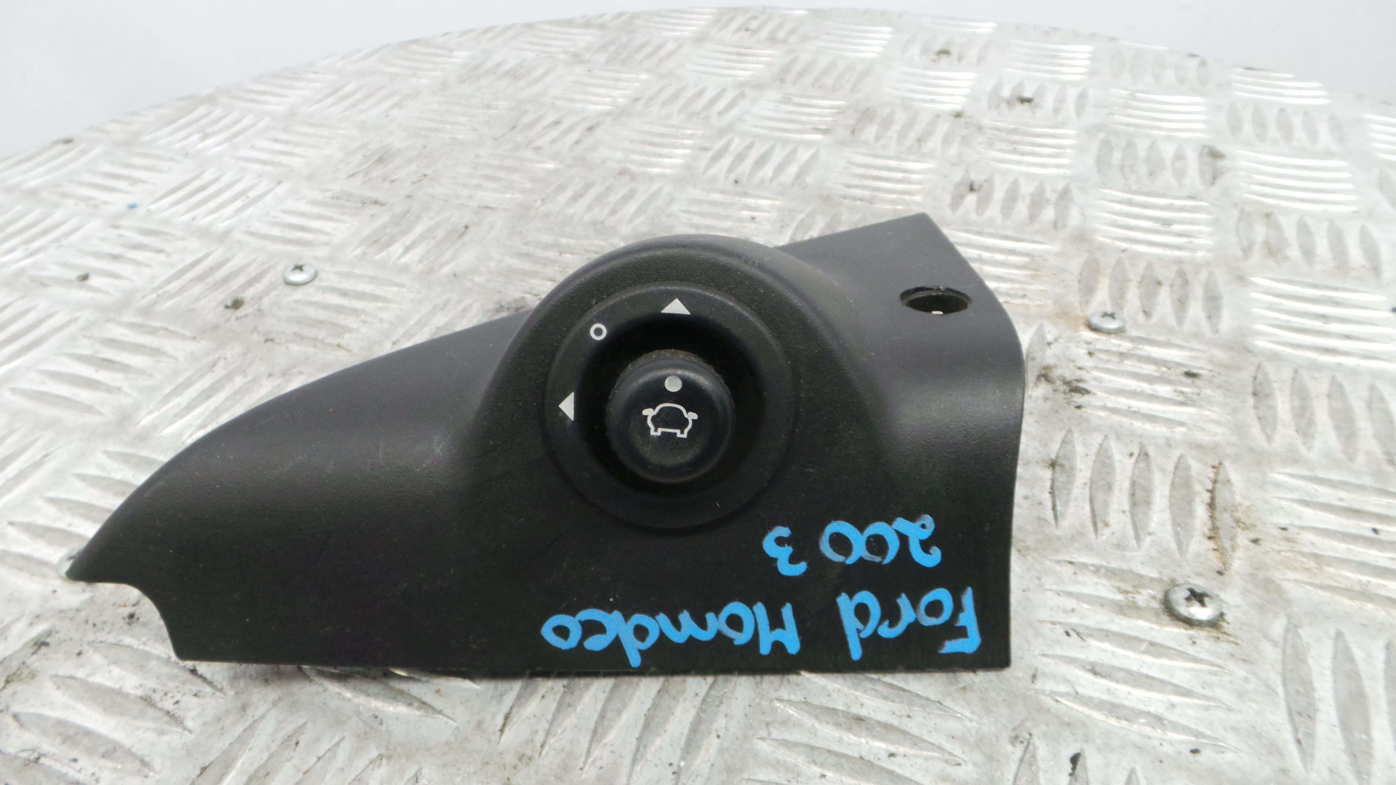 Comando Retrovisores 93BG-17B676-BA - FORD MONDEO III (B5Y)-33642323 Comando Retrovisores 93BG-17B676-BA - FORD MONDEO III (B5Y)-33642323