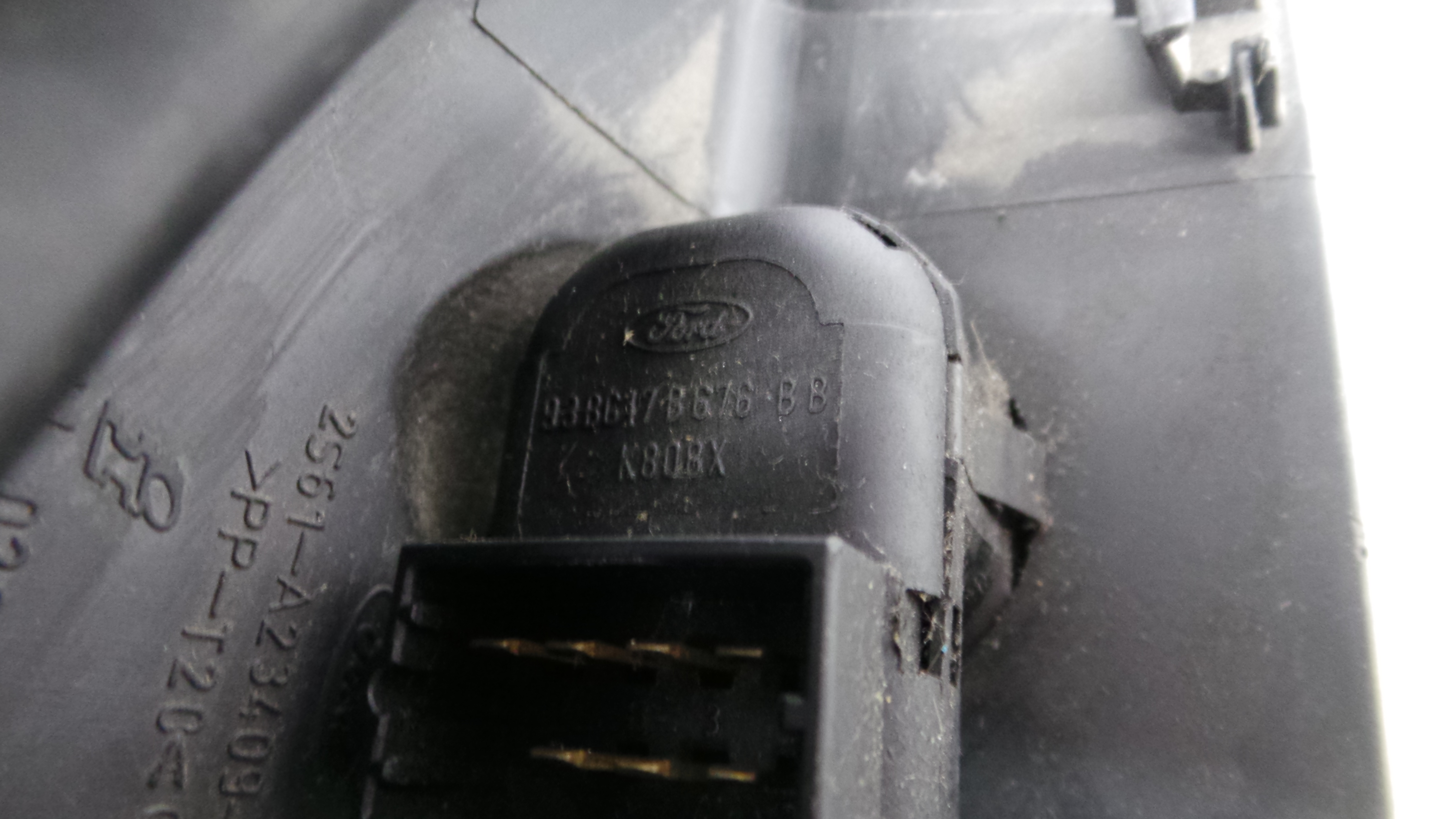 Comando Retrovisores 93BG-17B676-BB - FORD FIESTA V (JH_, JD_)-33642327