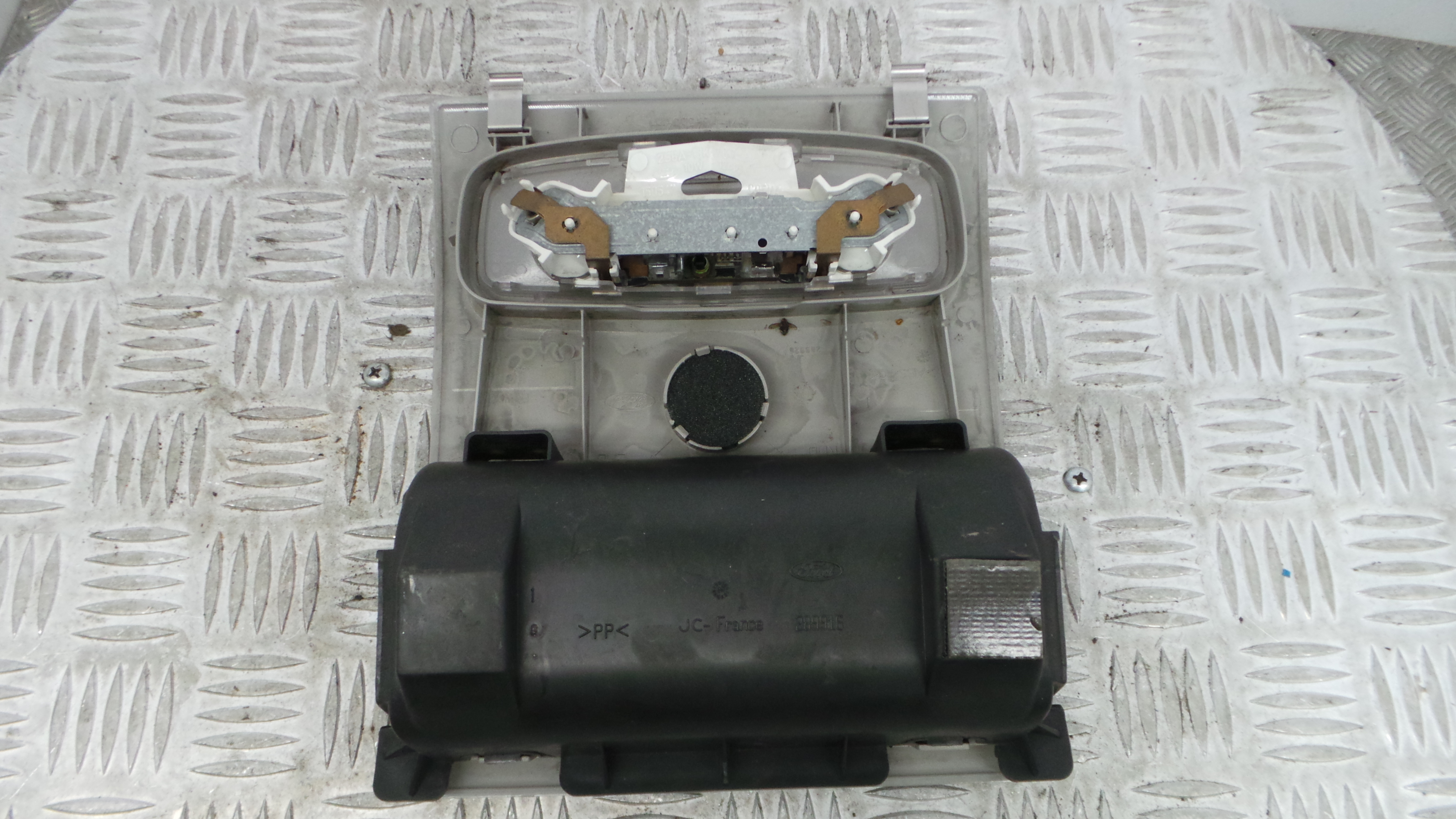 Plafonier Teto 1S71-F045B54-A - FORD MONDEO III (B5Y)-33642916