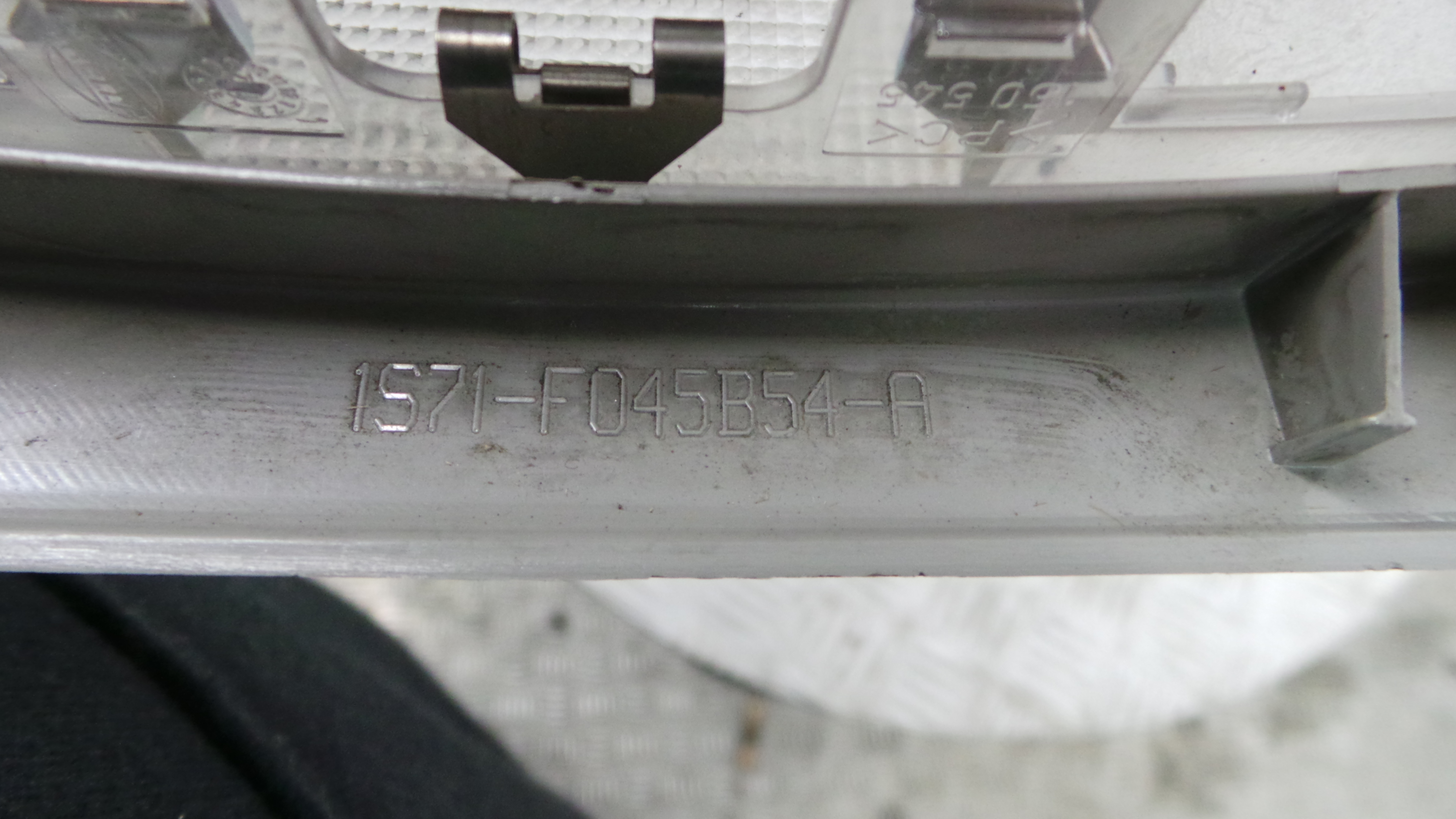 Plafonier Teto 1S71-F045B54-A - FORD MONDEO III (B5Y)-33642916