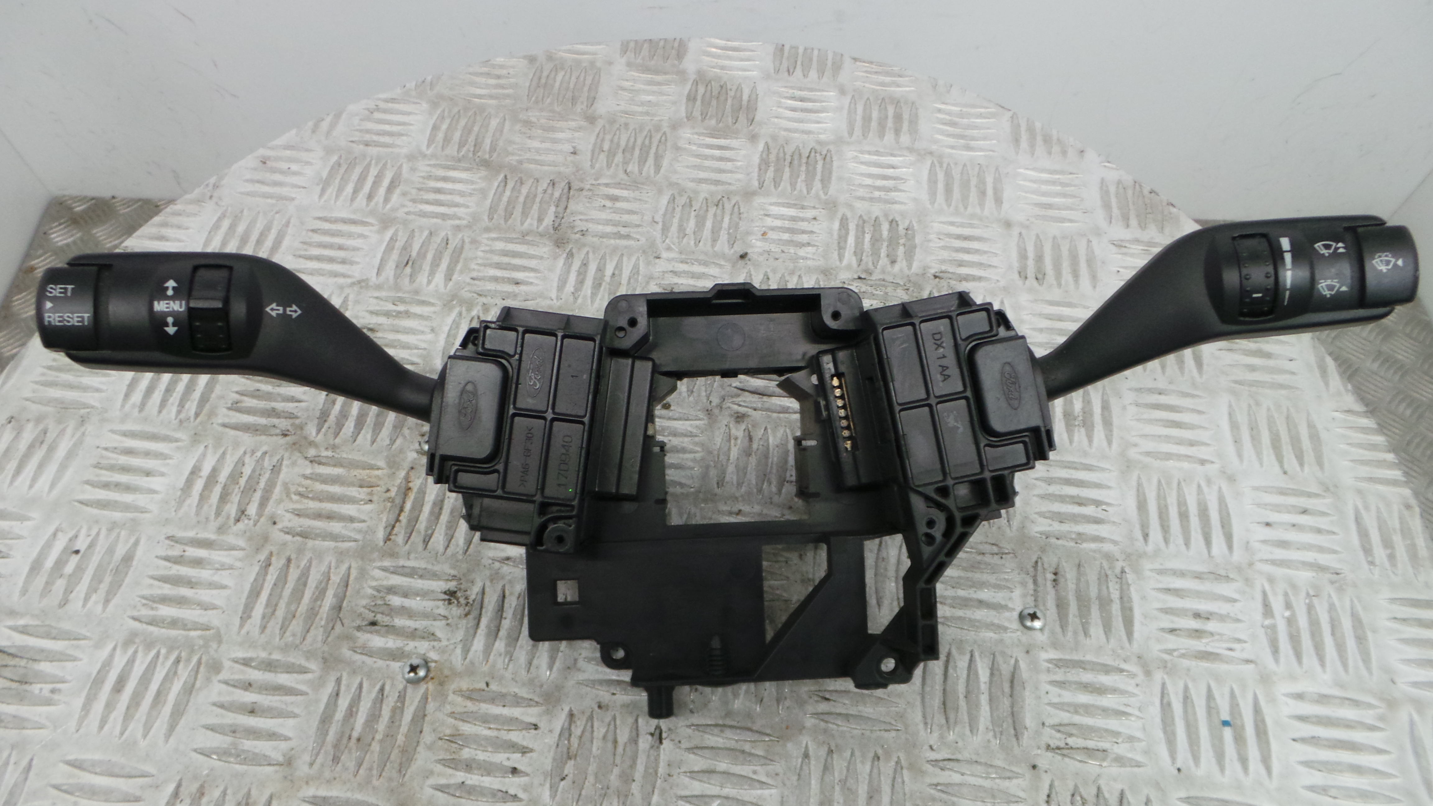 Manete / Comando dos Piscas 4M5T-13N064-FH - FORD C-MAX (DM2)-33643051