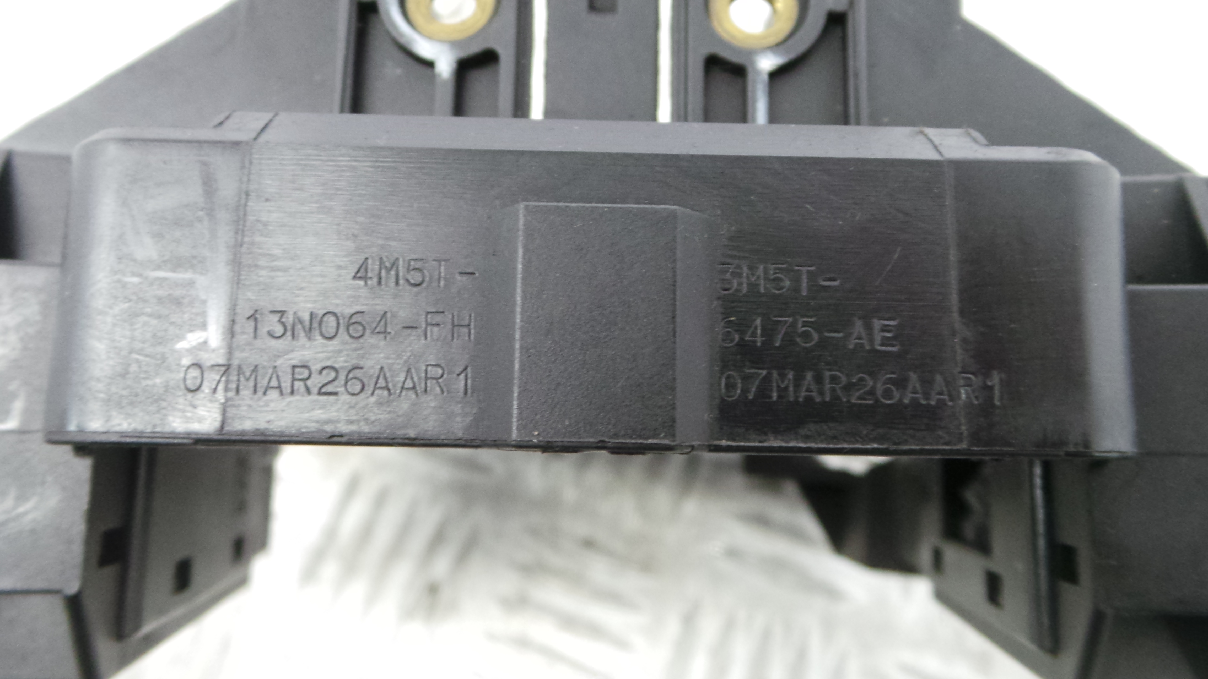 Manete / Comando dos Piscas 4M5T-13N064-FH - FORD C-MAX (DM2)-33643051