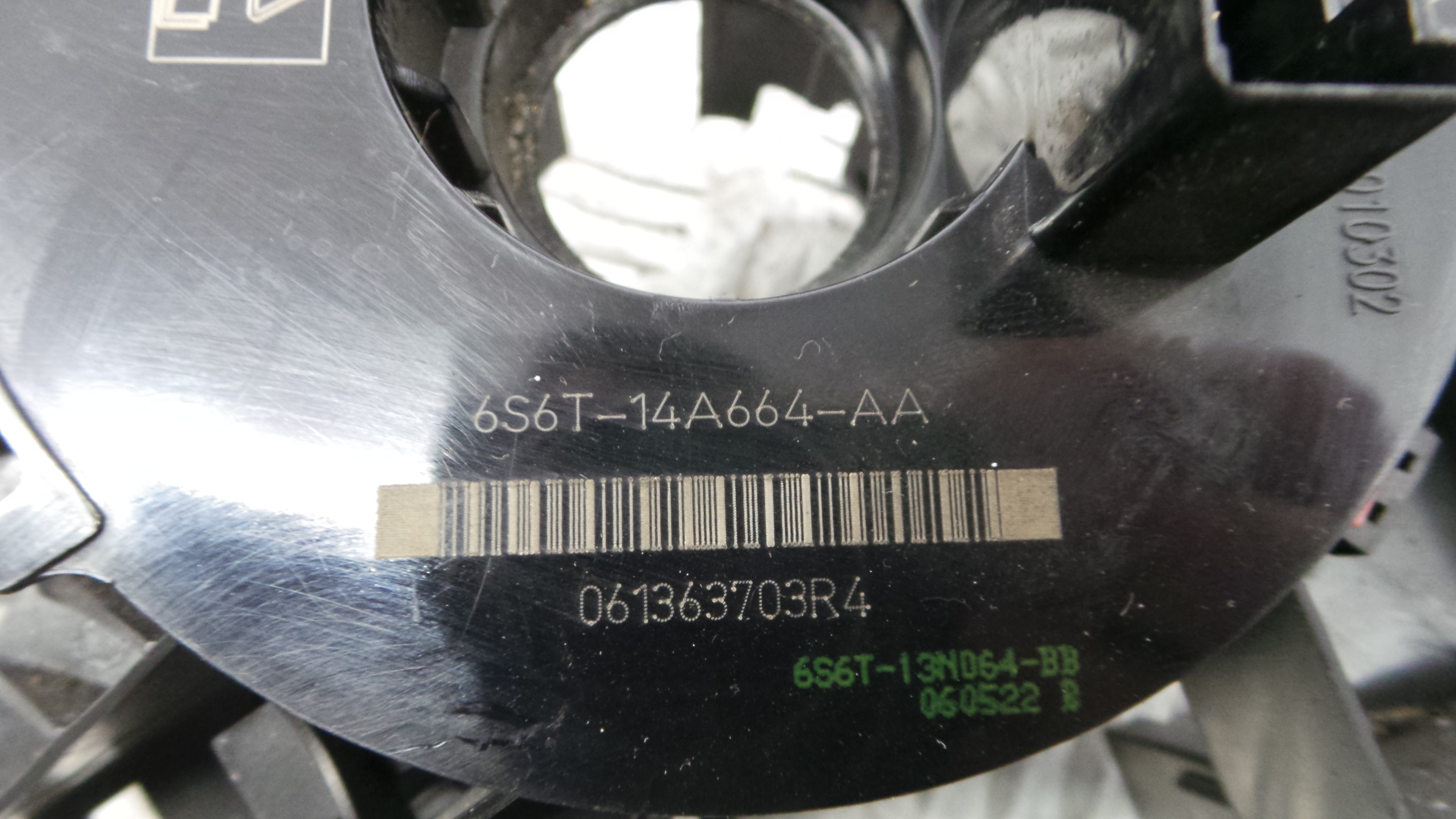 Fita de Airbags 6S6T-14A66A-AA - FORD FIESTA V (JH_, JD_)-33643069