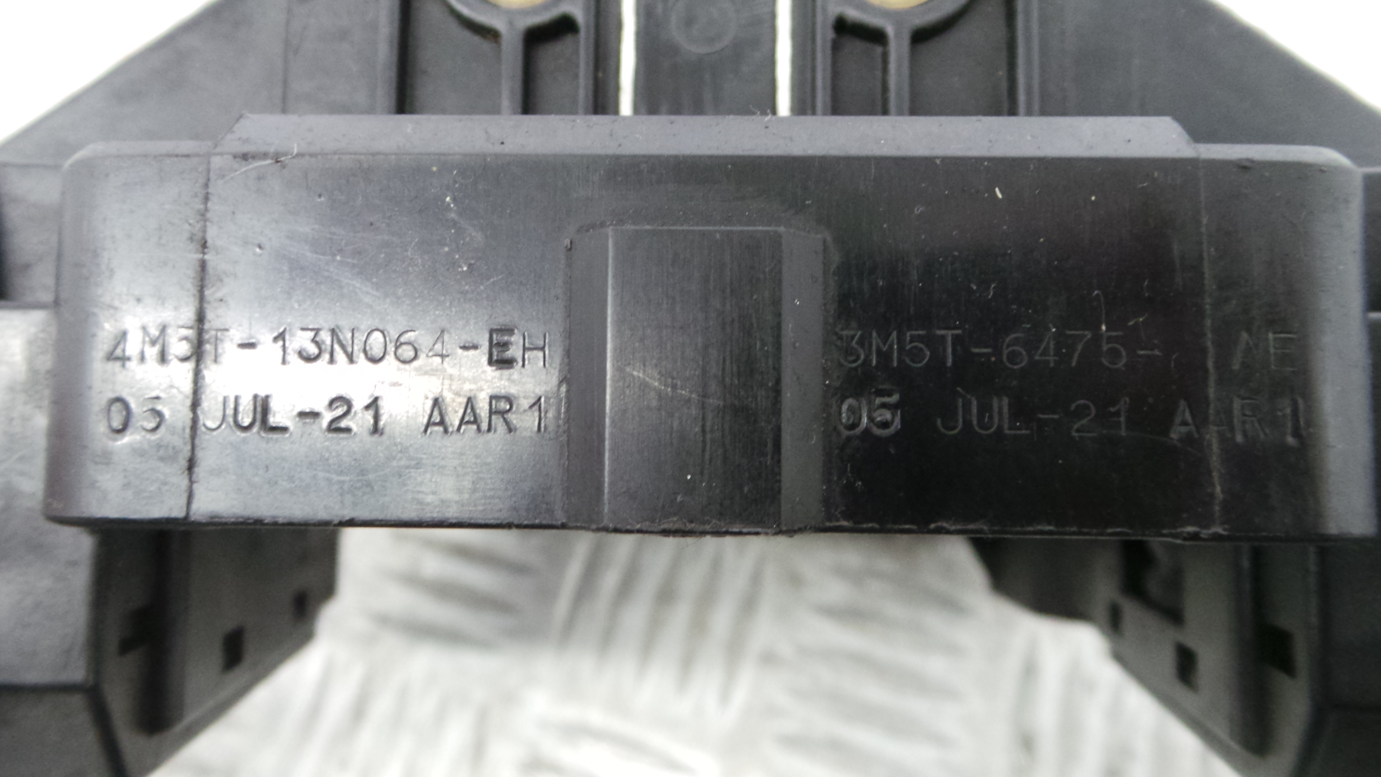 Manete / Comando dos Piscas 4M5T-13N064-EH - FORD FOCUS II (DA_, HCP, DP)-33643074