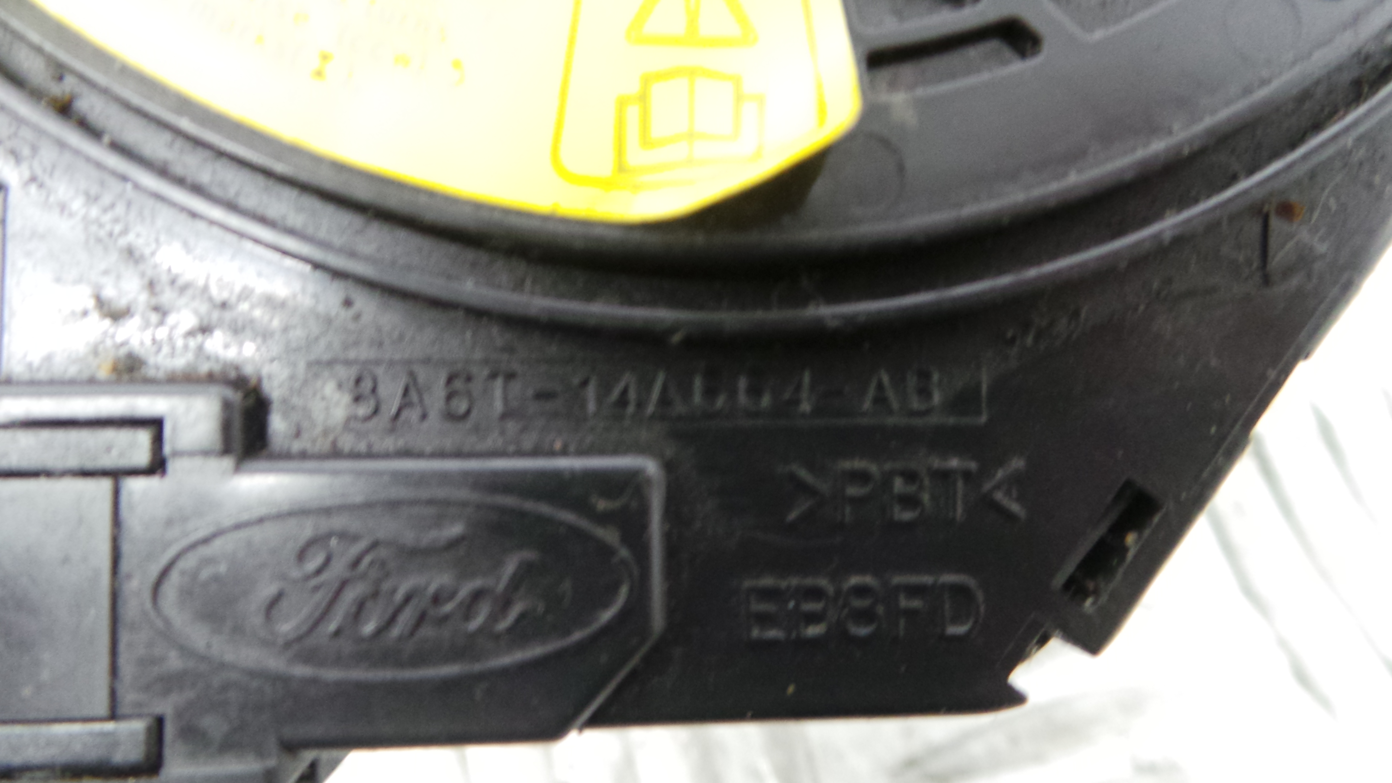 Fita de Airbags 8A6T-13N064-BD - FORD FIESTA VI (CB1, CCN)-33643081