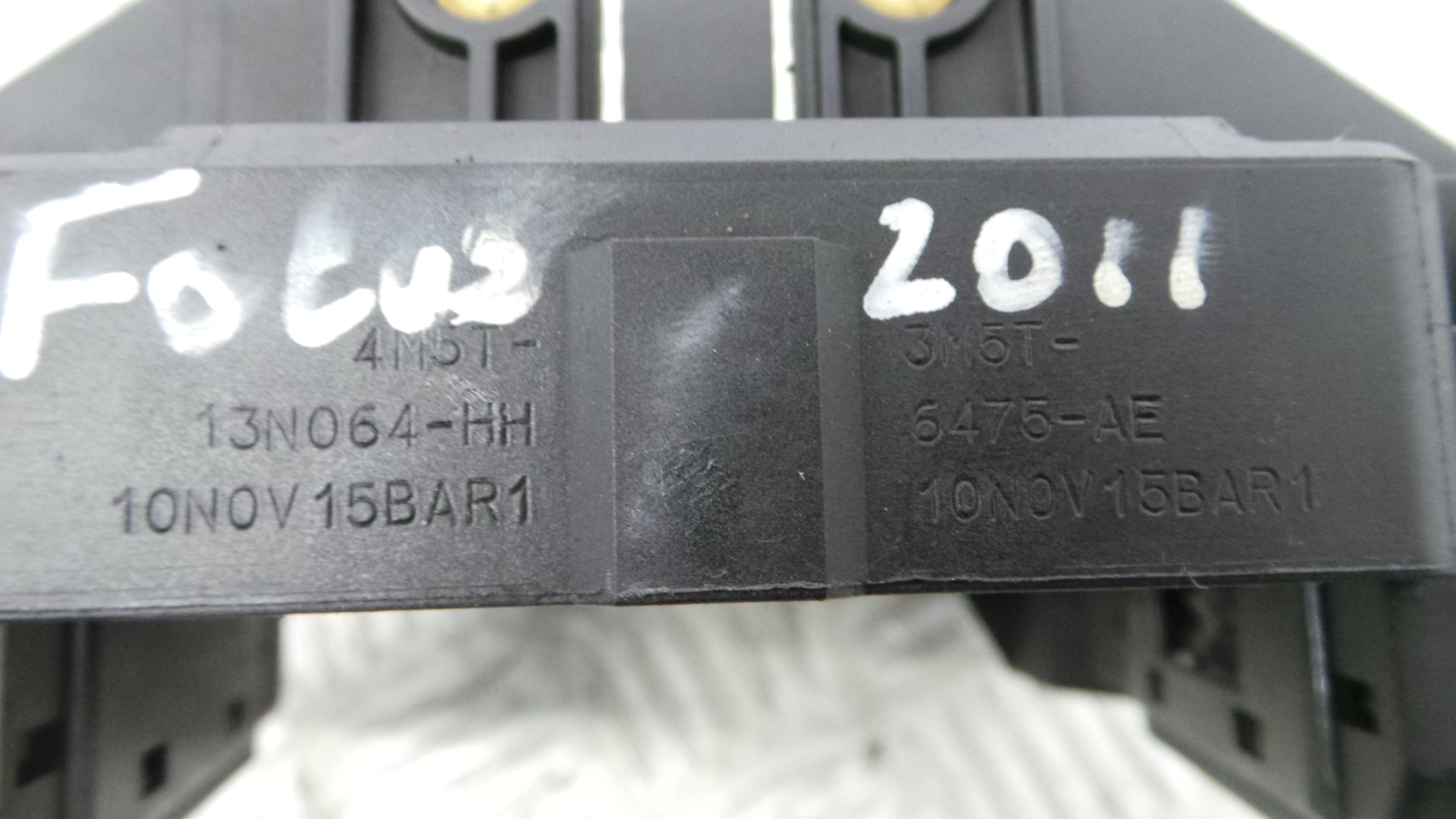 Manete / Comando dos Piscas 4M5T-13N064-HH - FORD FOCUS III-33643136