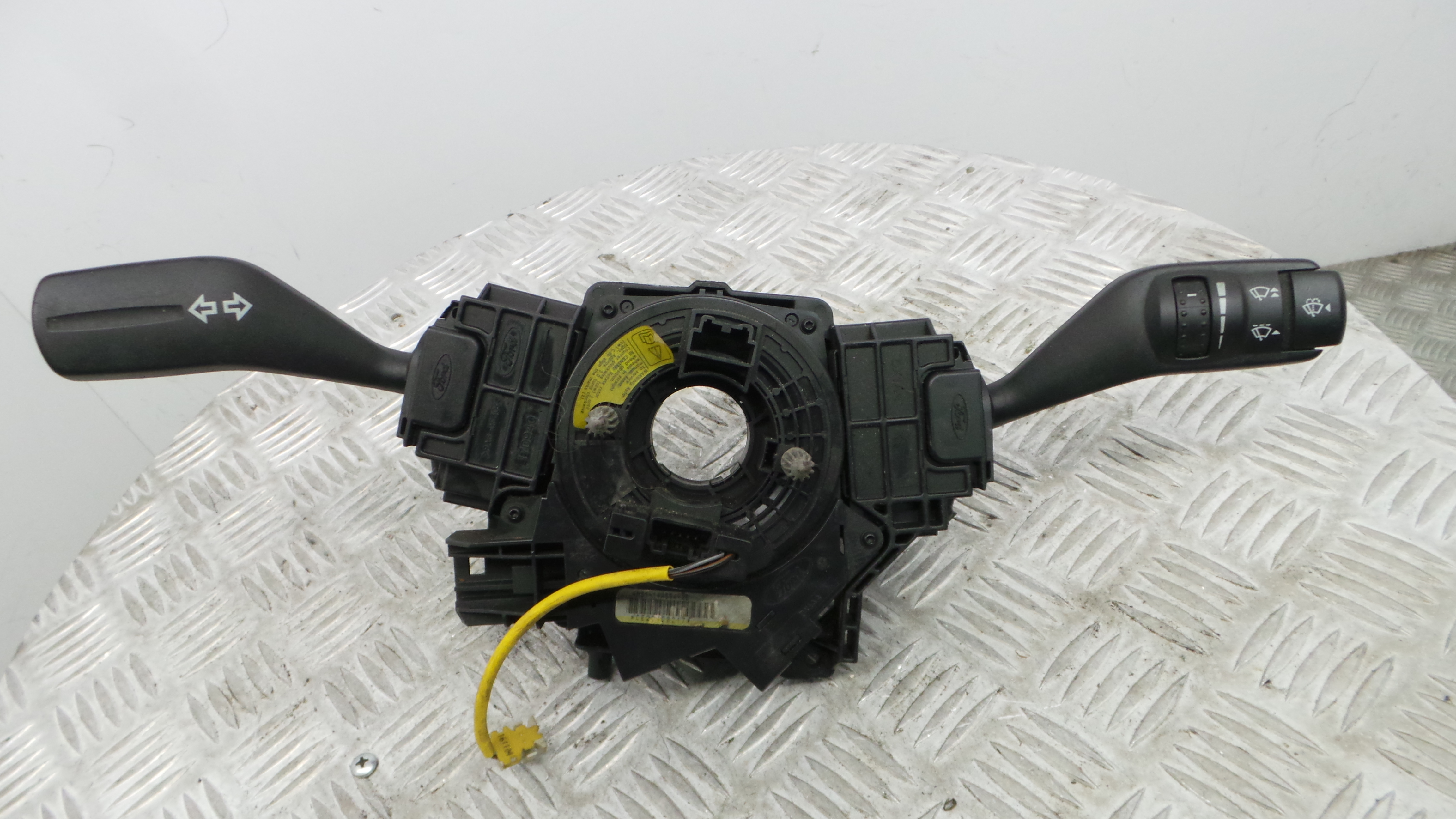 Fita de Airbags 4M51-14A664-AB - FORD FOCUS II (DA_, HCP, DP)-33643153 Fita de Airbags 4M51-14A664-AB - FORD FOCUS II (DA_, HCP, DP)-33643153