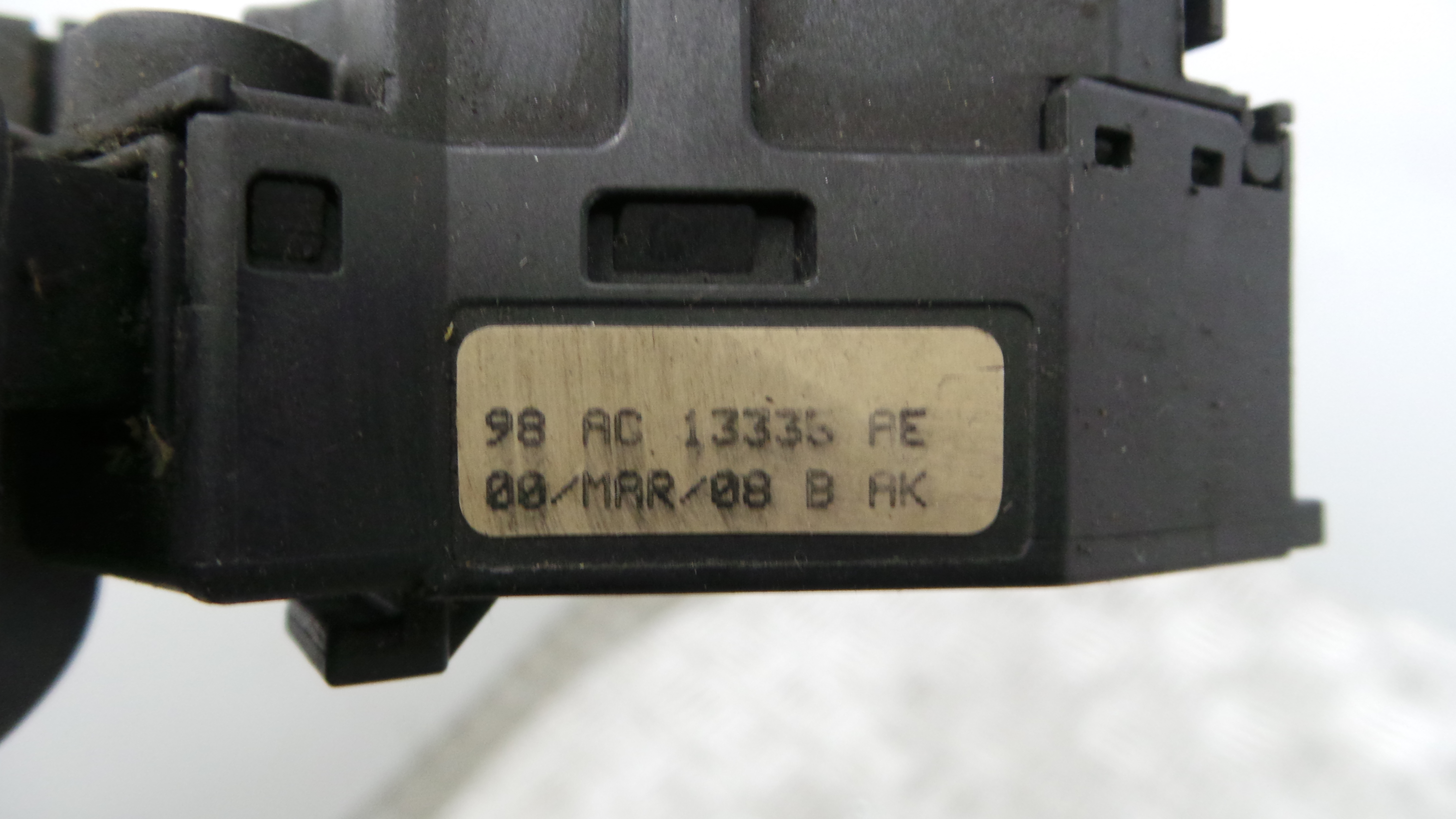 Manete / Comando dos Piscas 98AC-13335-AE - FORD FOCUS I (DAW, DBW)-33643212