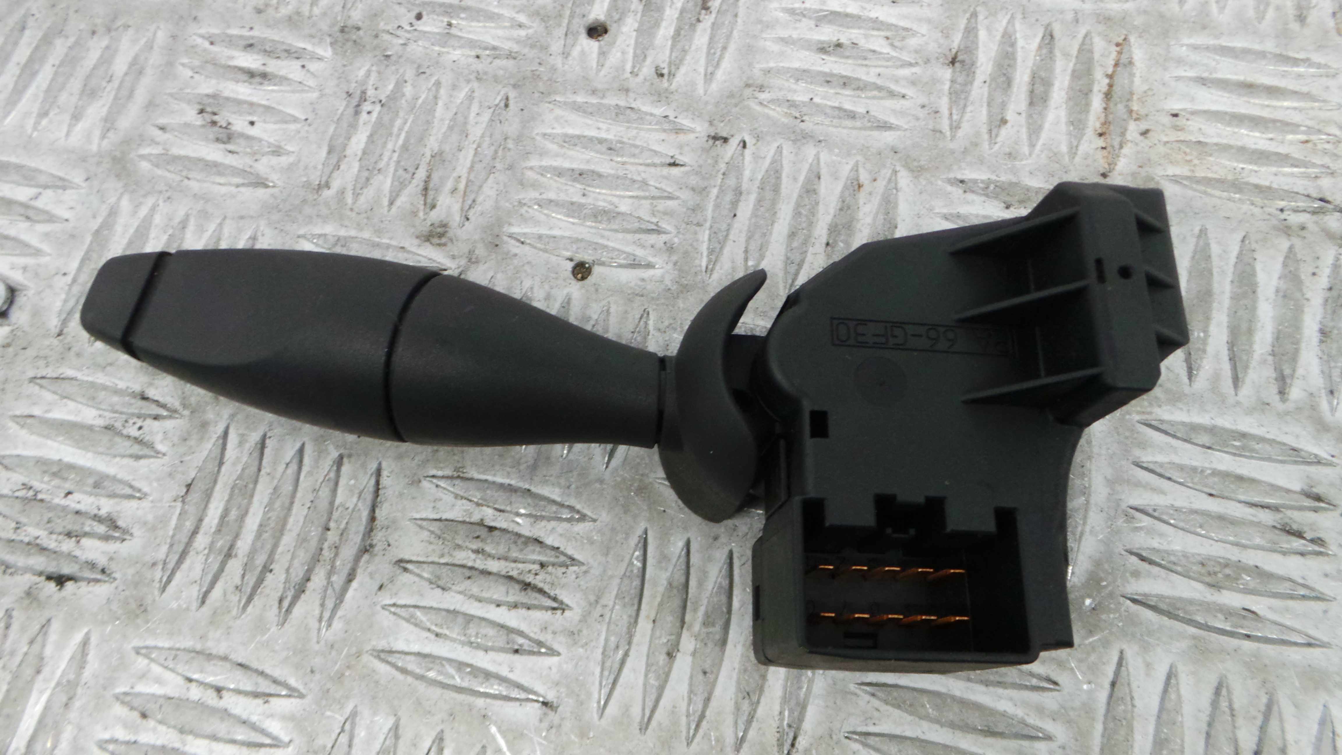 Comando de Limpa Para Brisas  - FORD FOCUS I (DAW, DBW)-33643224