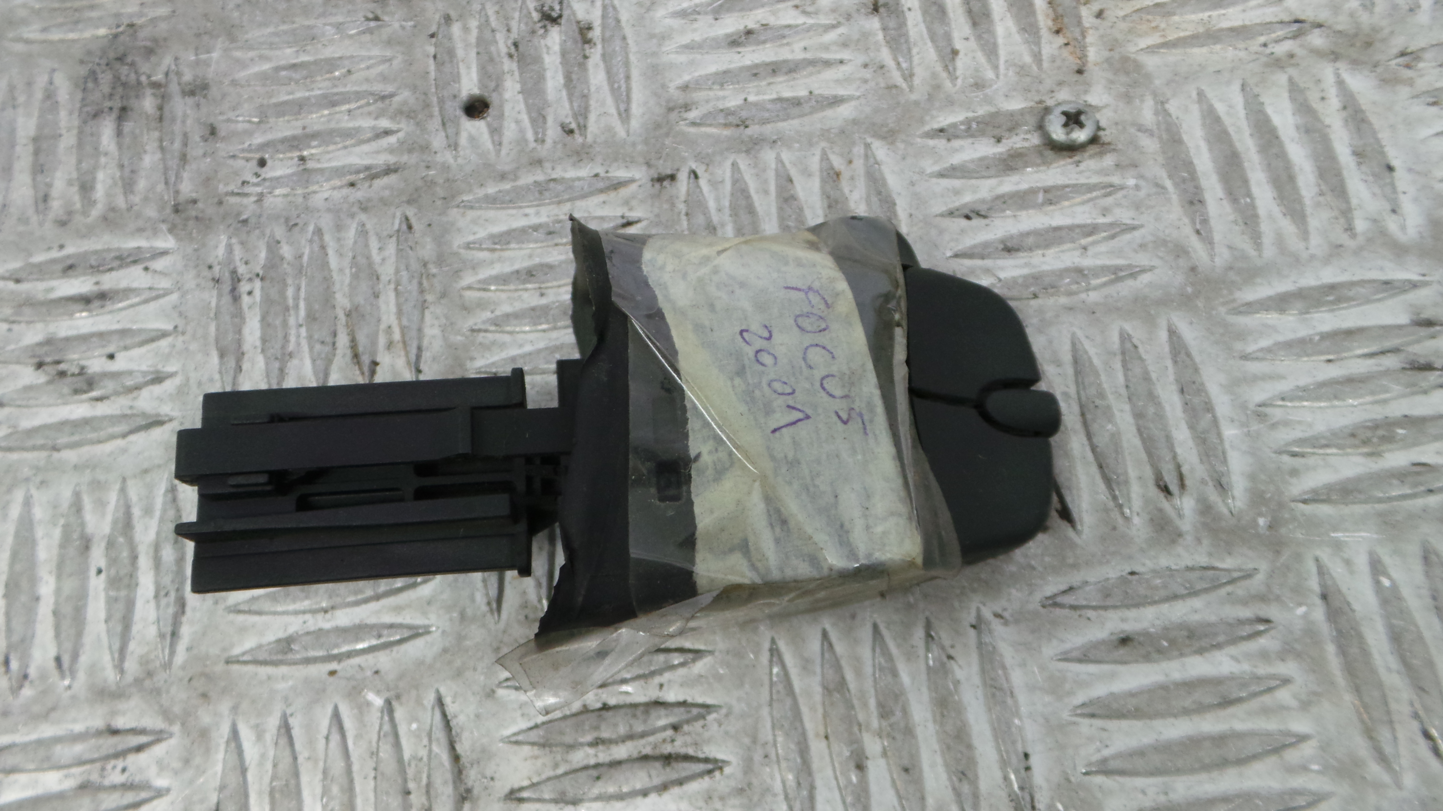 Comando do Rádio 98AB-14K147-AC - FORD FOCUS I (DAW, DBW)-33643260