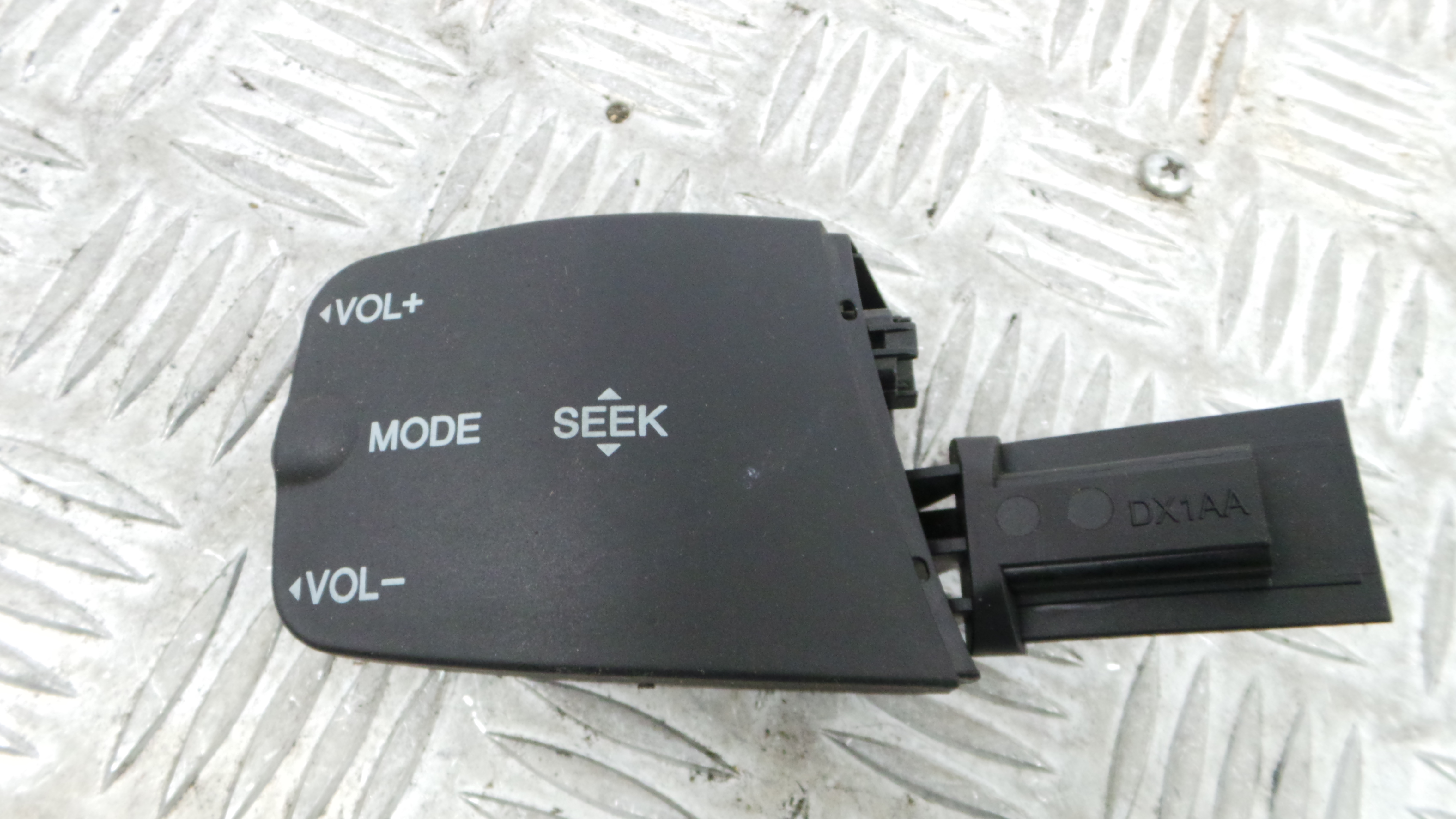 Comando do Rádio 3M5T-14K14 - FORD FOCUS II (DA_, HCP, DP)-33643269