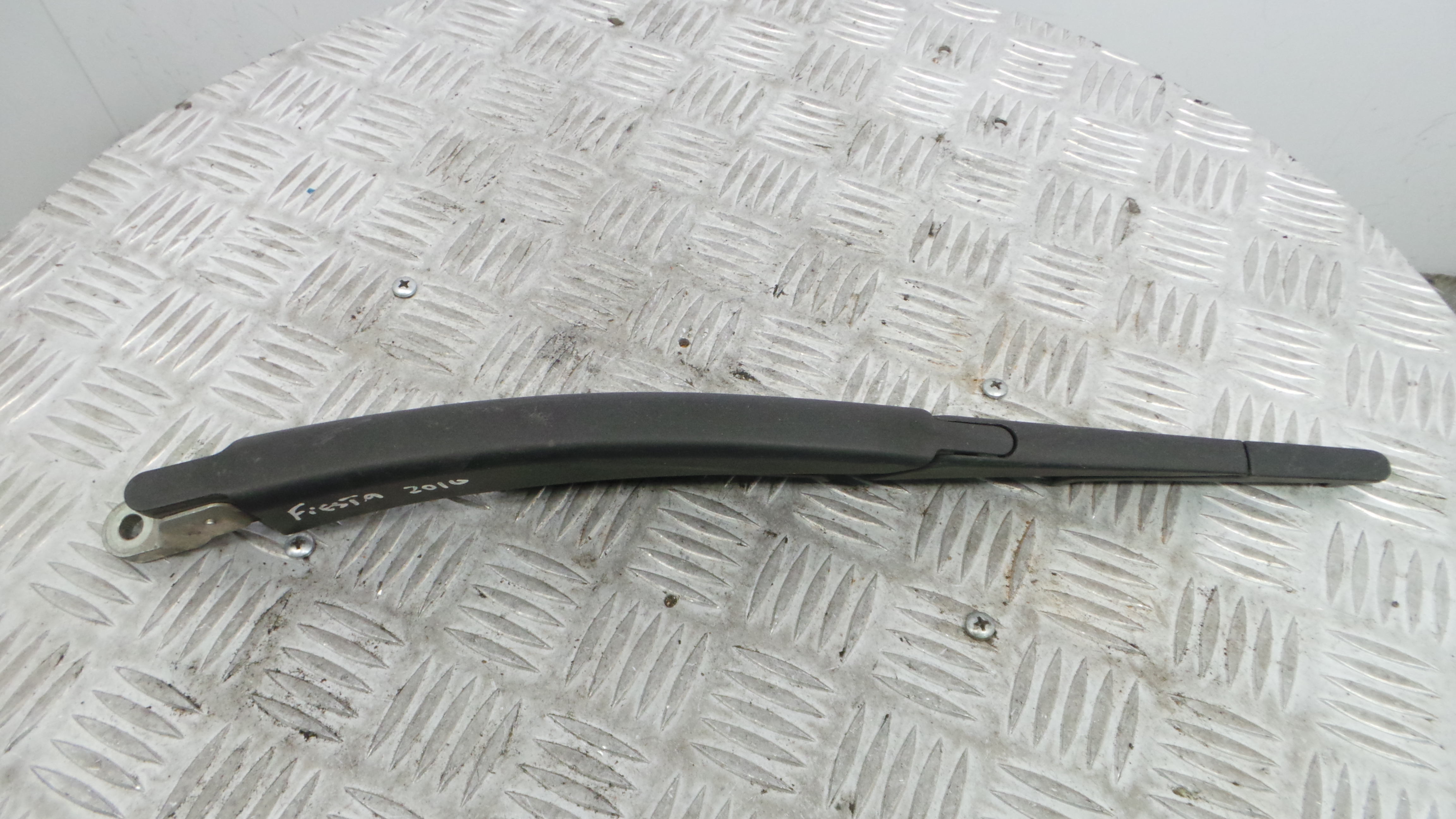 Braço Do Limpa-vidros 1513761 - FORD FIESTA VI (CB1, CCN)-33643288 Braço Do Limpa-vidros 1513761 - FORD FIESTA VI (CB1, CCN)-33643288