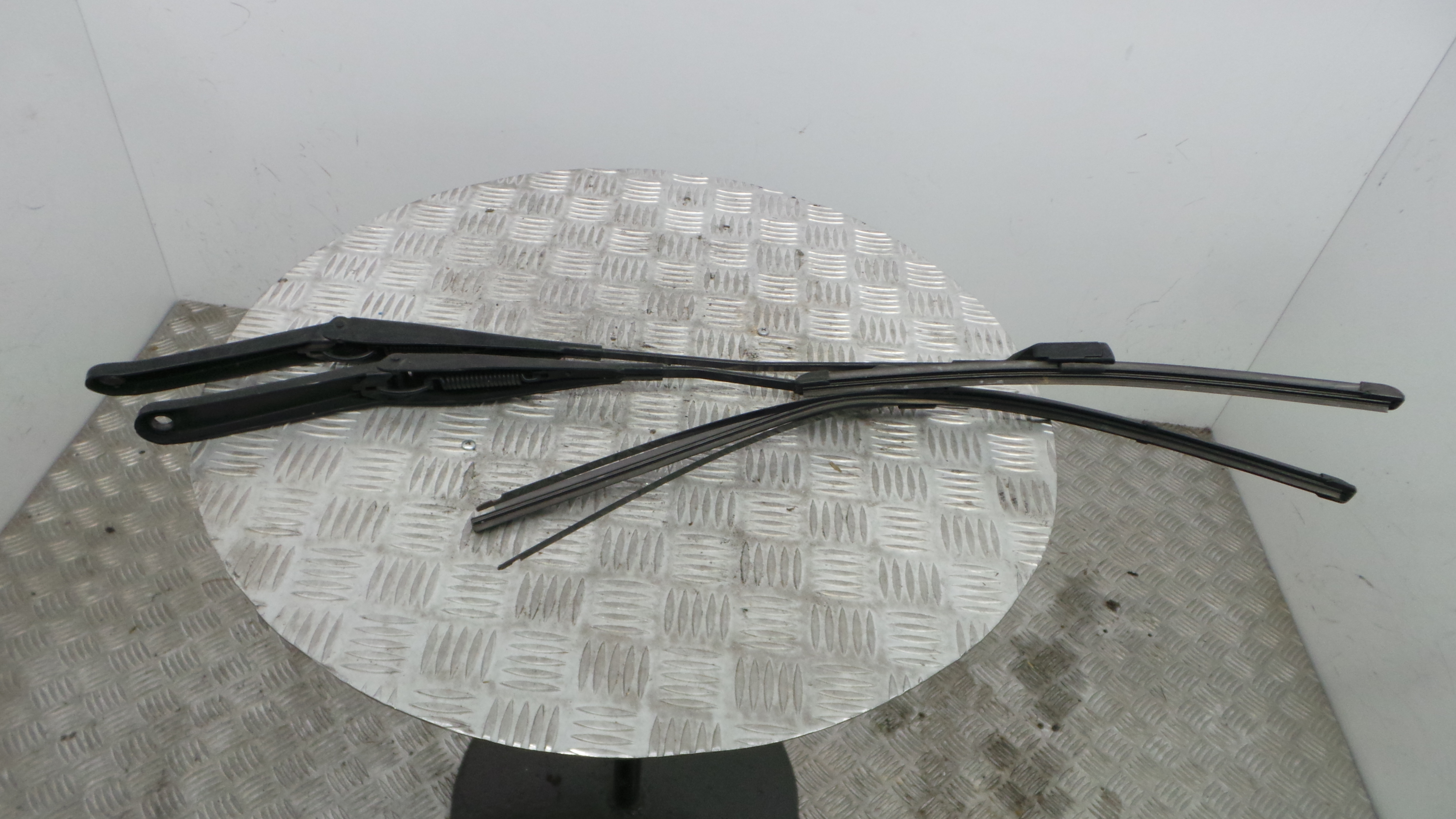 Braço Do Limpa-vidros 8A61-17526-AC - FORD FIESTA VI (CB1, CCN)-33643334