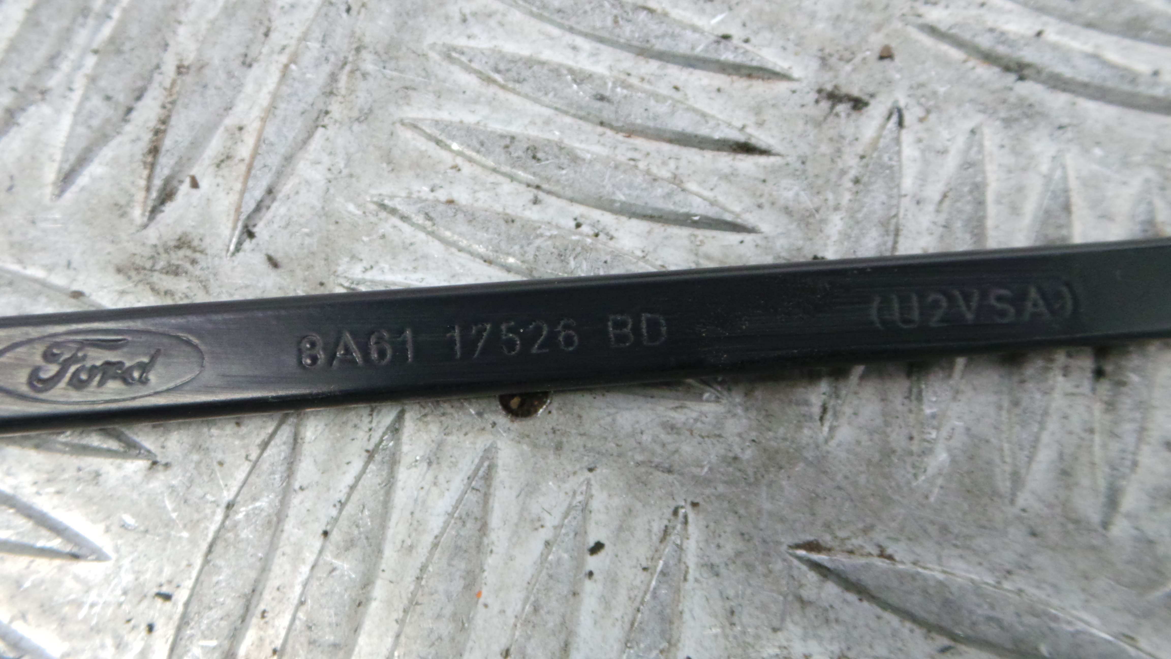 Braço Do Limpa-vidros 8A61-17526-AC - FORD FIESTA VI (CB1, CCN)-33643334