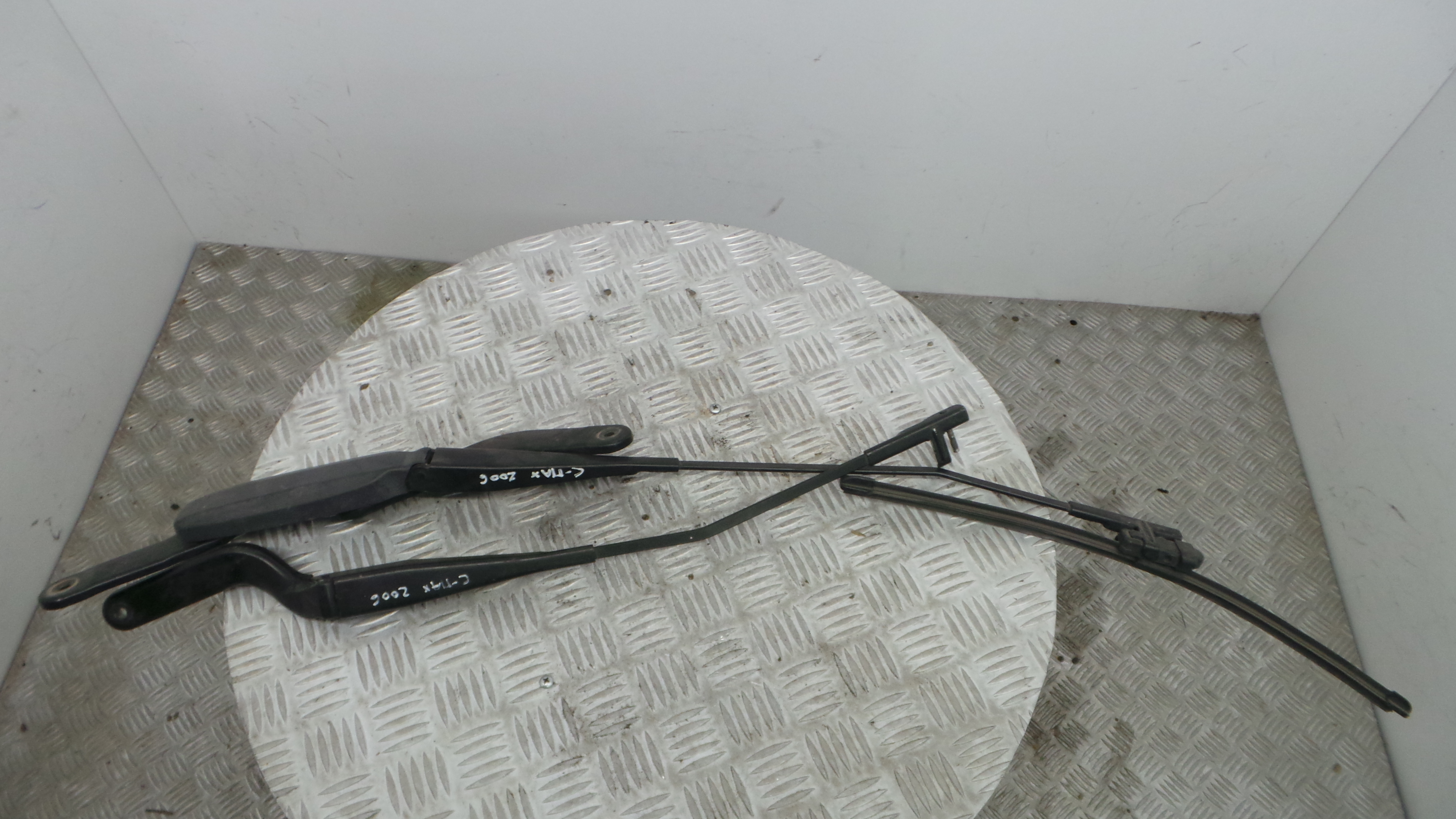 Braço Do Limpa-vidros 3M51-17526-AA - FORD FOCUS C-MAX (DM2)-33643338