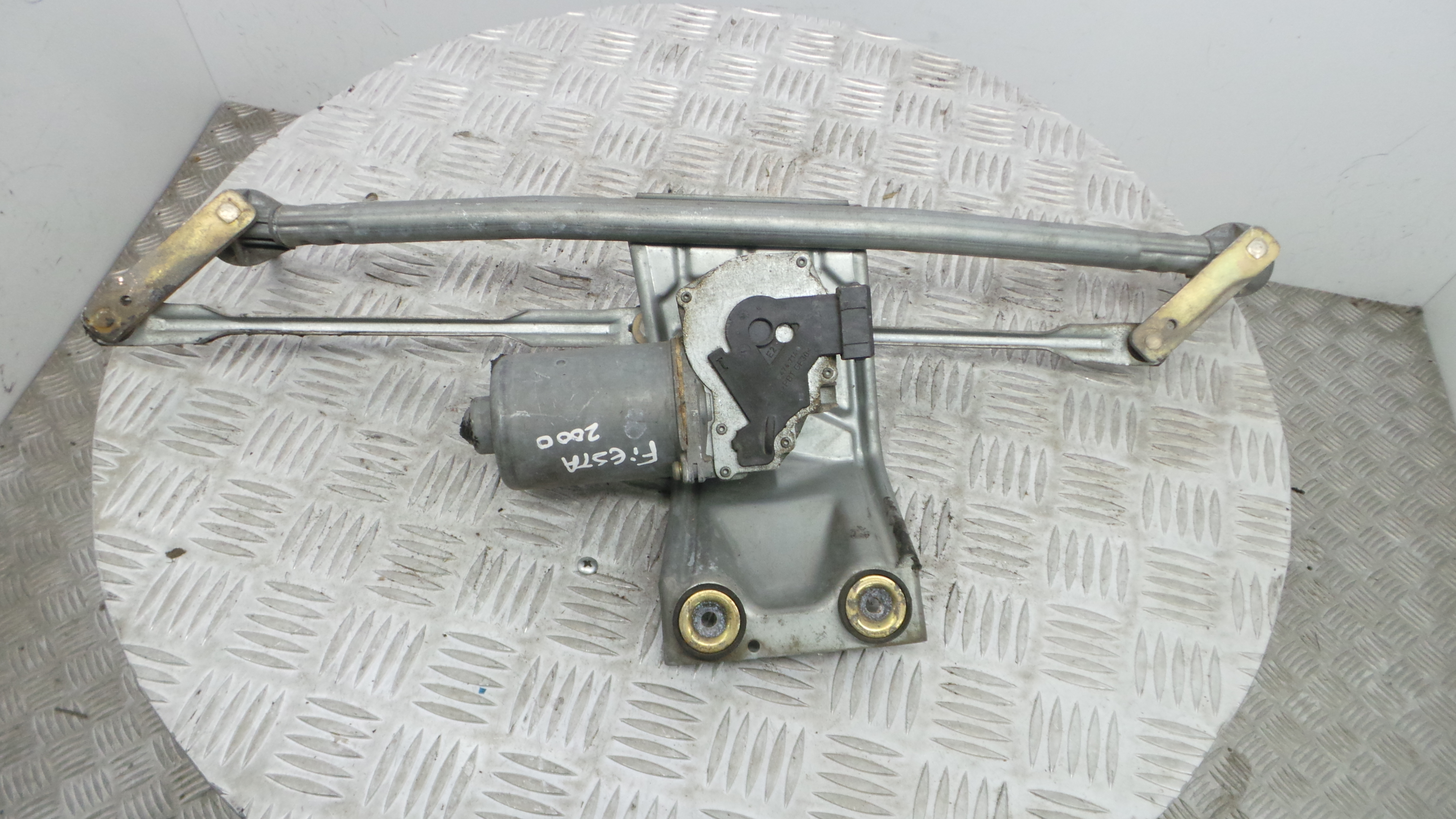 Motor Limpa Vidros Frente 96FG-17504-AB - FORD FIESTA IV (JA_, JB_), FIESTA Mk IV (JA_, JB_)-33643350