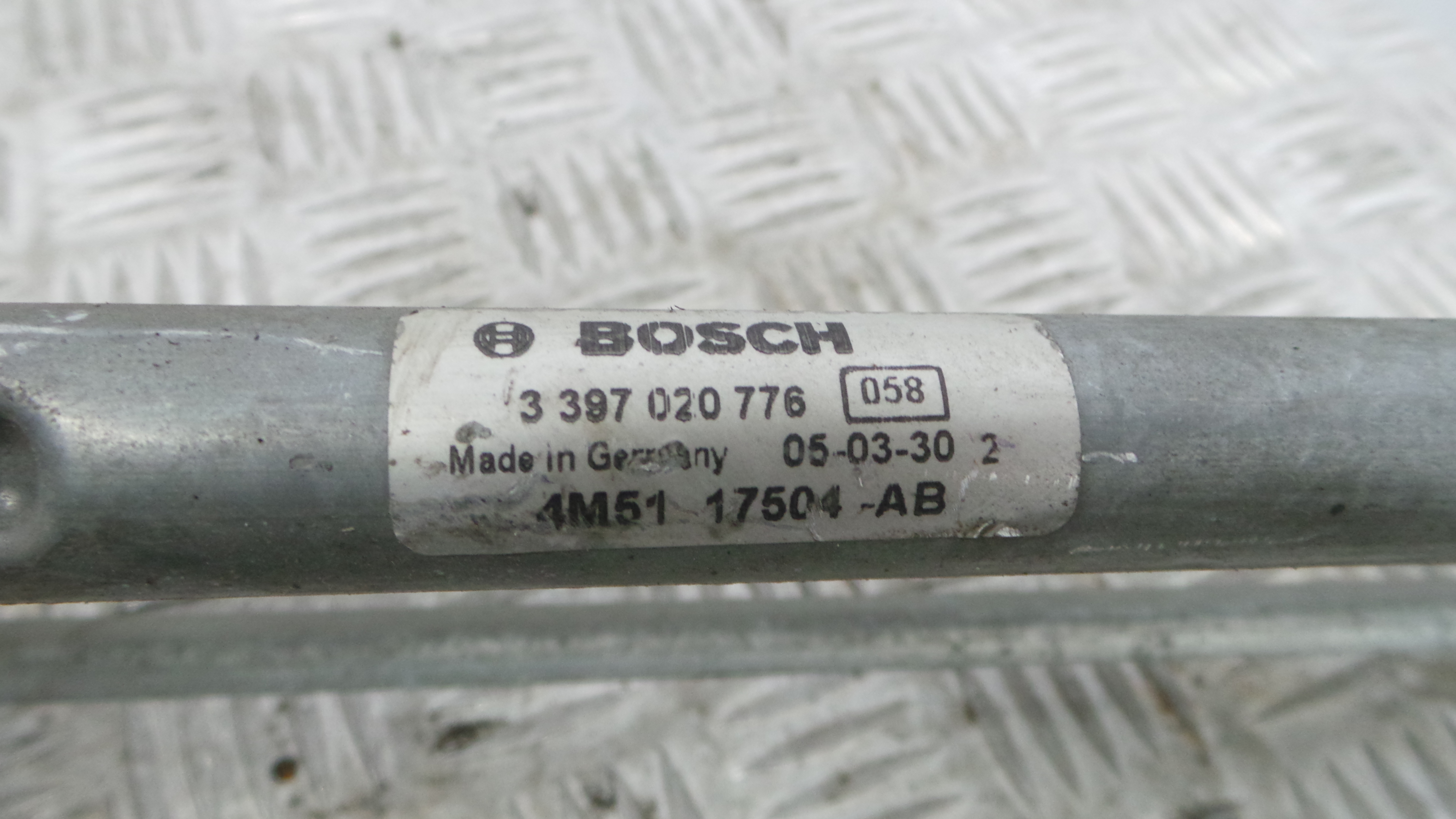 Motor Limpa Vidros Frente  4M51-17508-AA - FORD FOCUS II (DA_, HCP, DP)-33643360