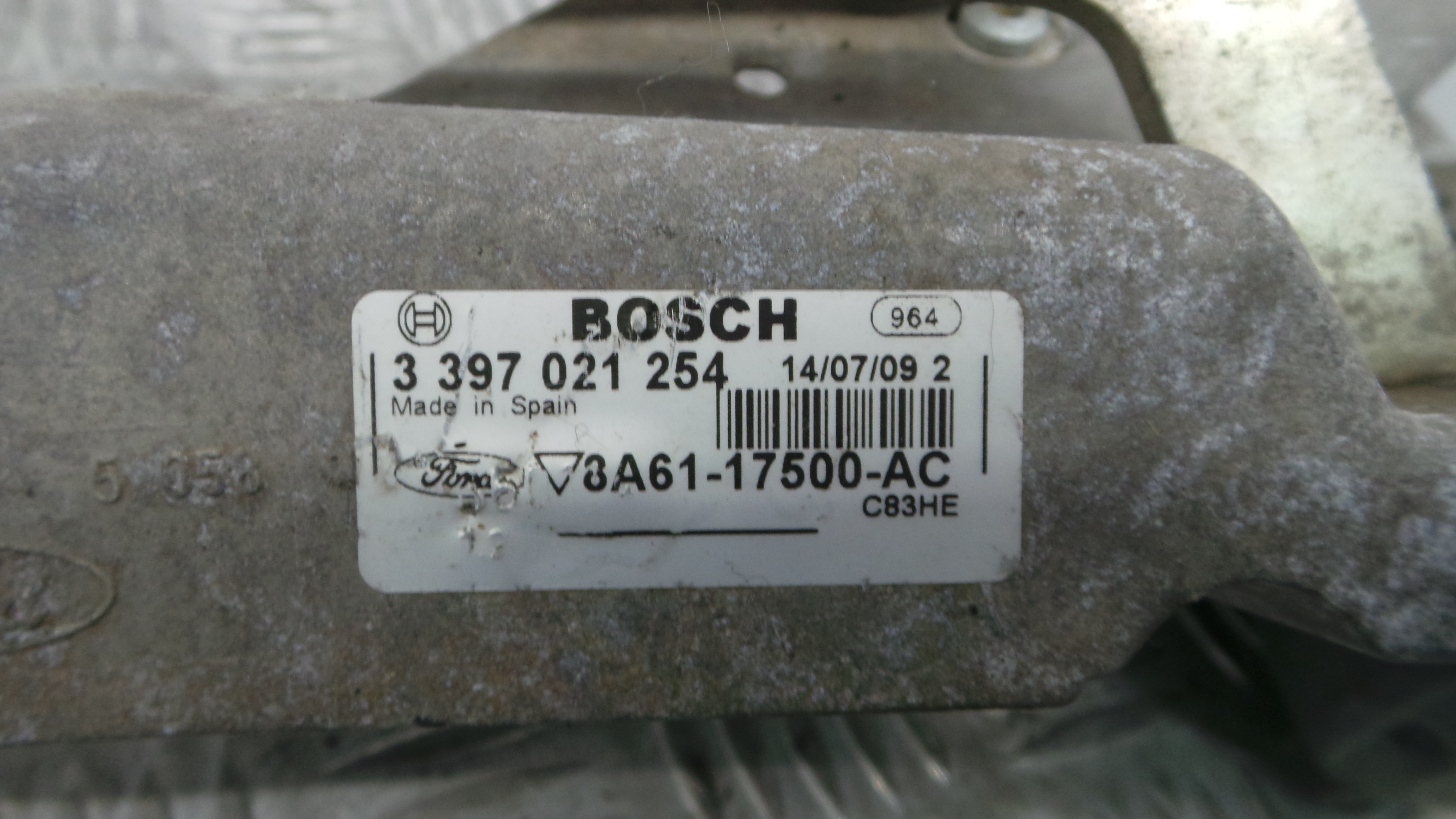 Motor Limpa Vidros Frente  8A61-17B571-AA - FORD FIESTA VI (CB1, CCN)-33643370