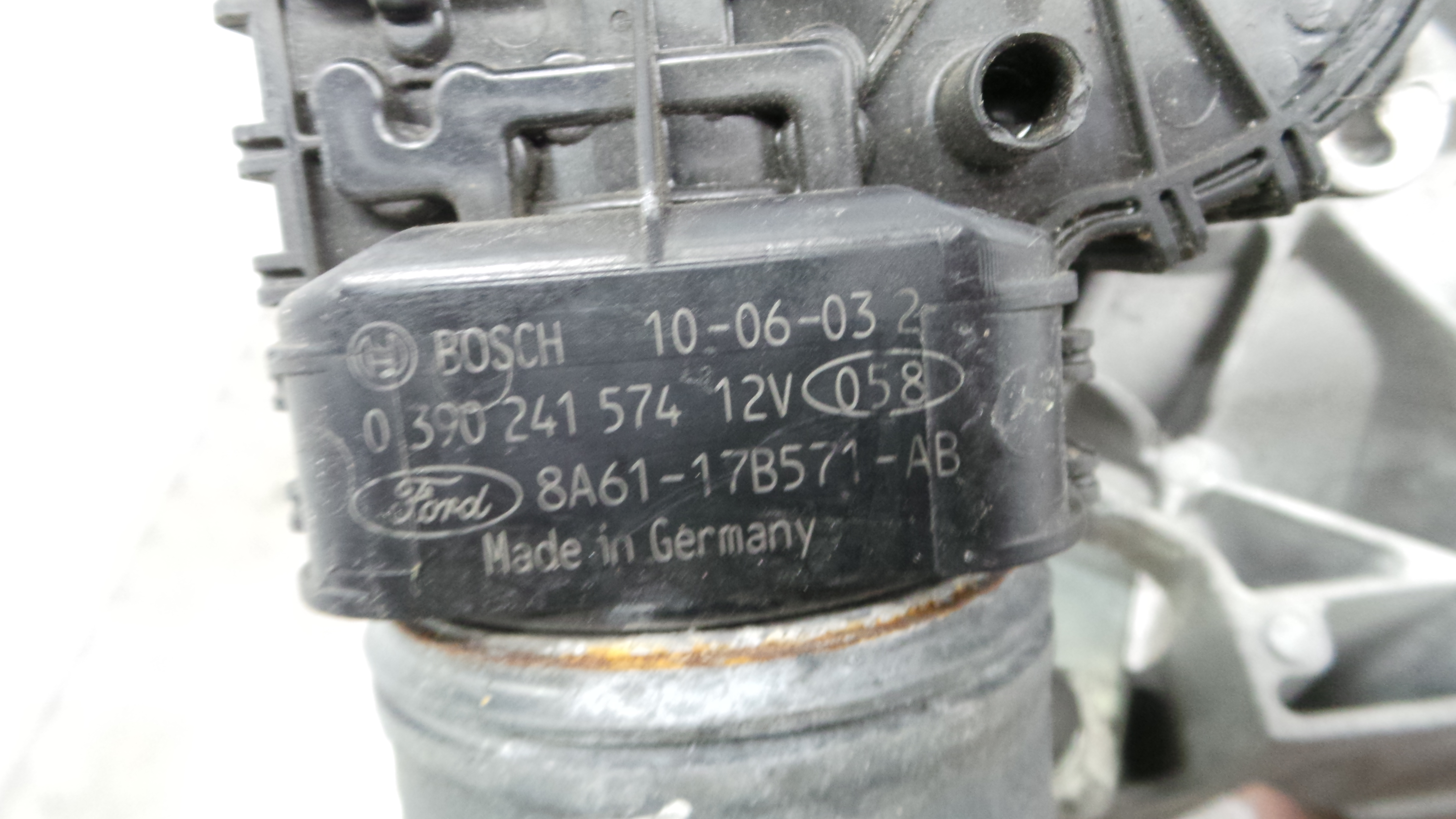 Motor Limpa Vidros Frente 8A61-17B571-AB - FORD FIESTA VI (CB1, CCN)-33643374