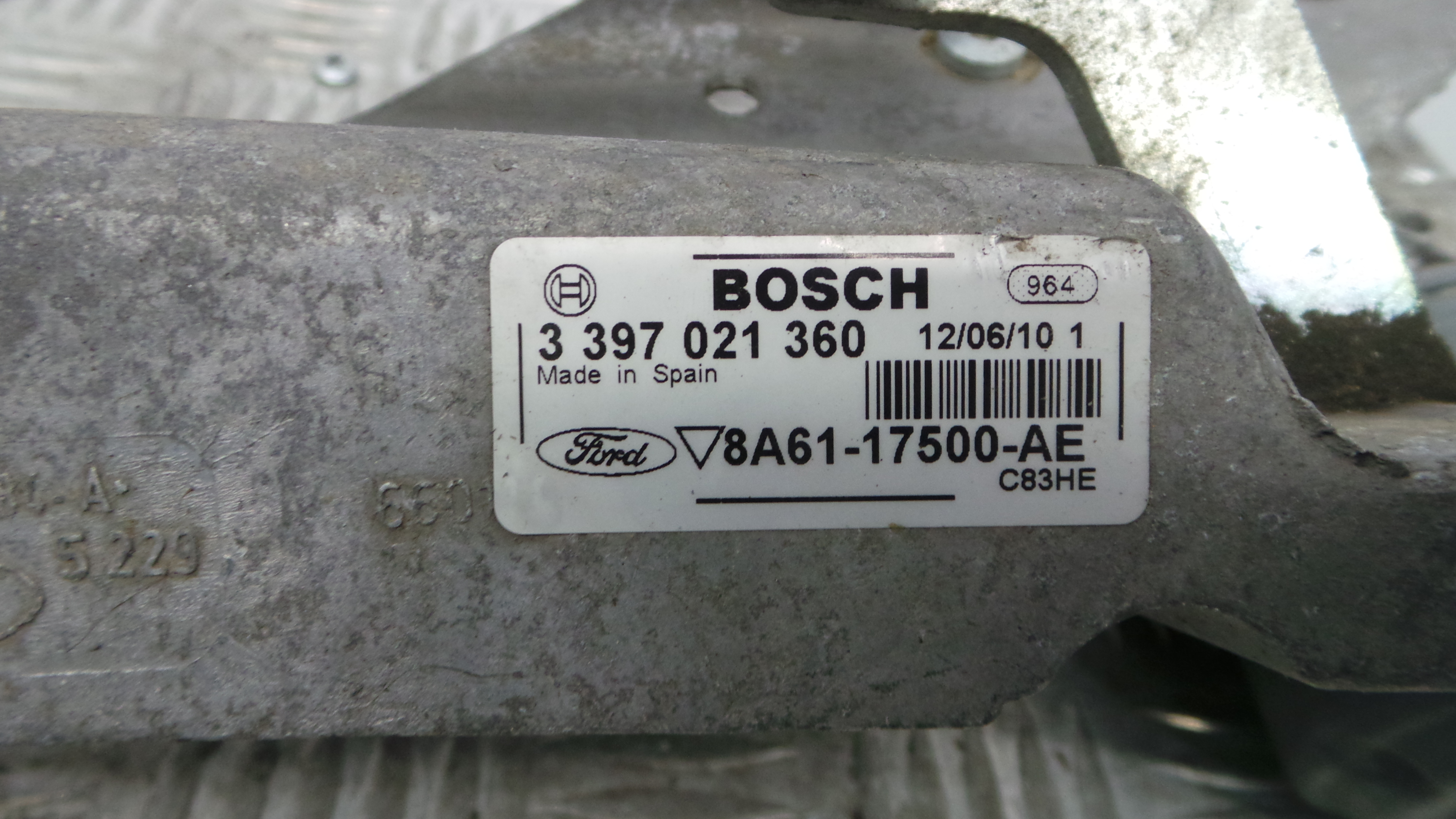 Motor Limpa Vidros Frente 8A61-17B571-AB - FORD FIESTA VI (CB1, CCN)-33643374