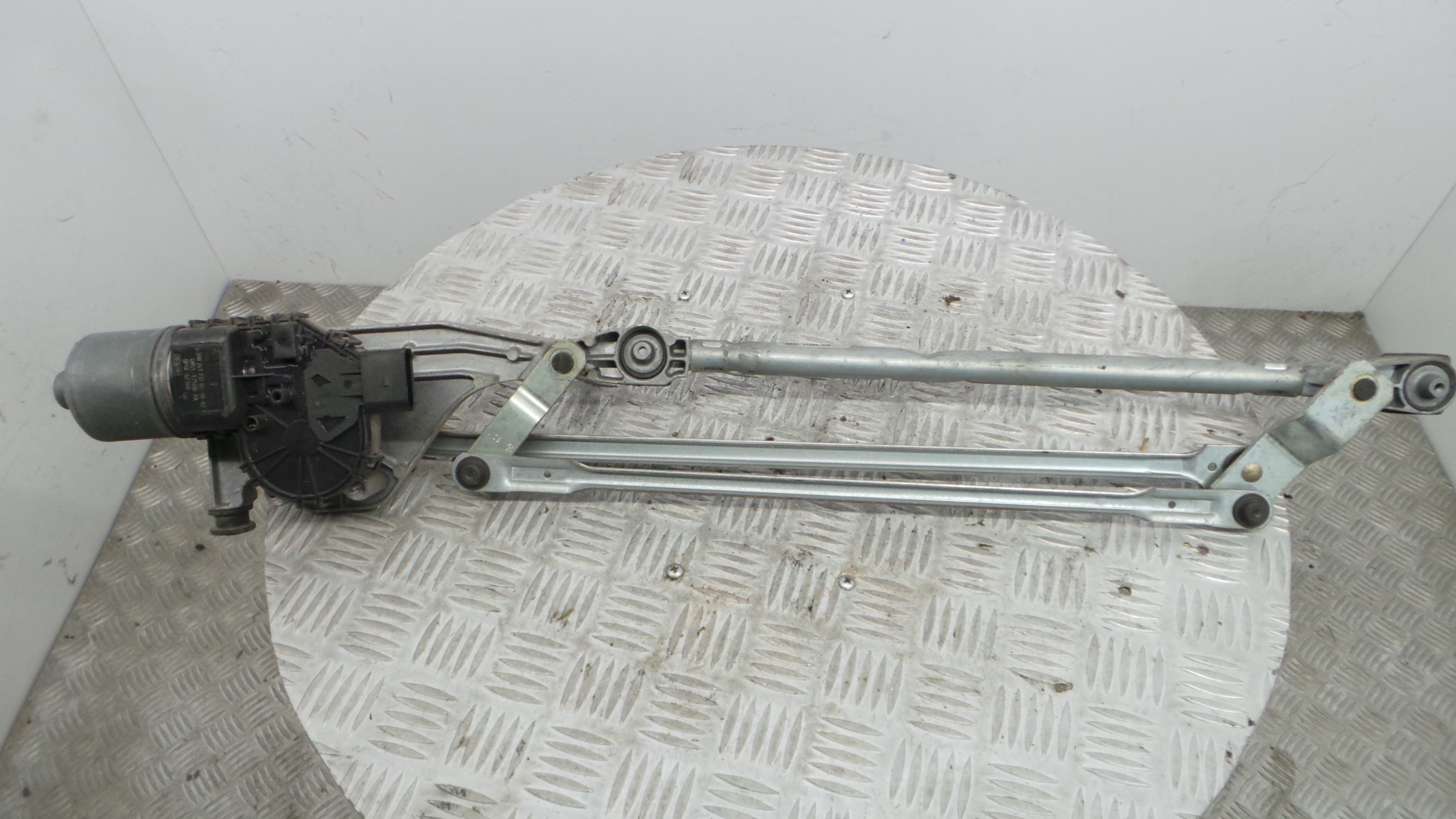 Motor Limpa Vidros Frente 4M51-17508-AA - FORD FOCUS II (DA_, HCP, DP)-33643557