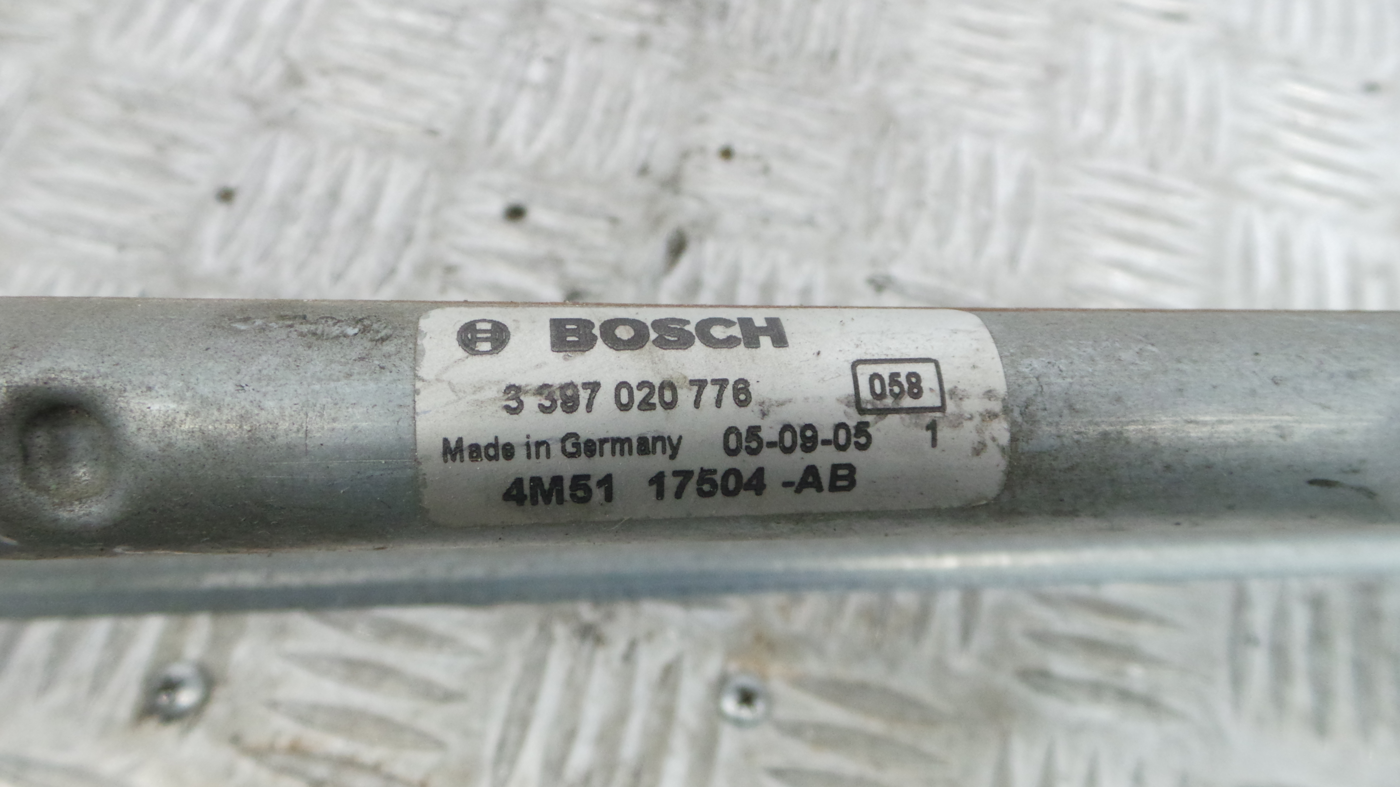 Motor Limpa Vidros Frente 4M51-17508-AA - FORD FOCUS II (DA_, HCP, DP)-33643557