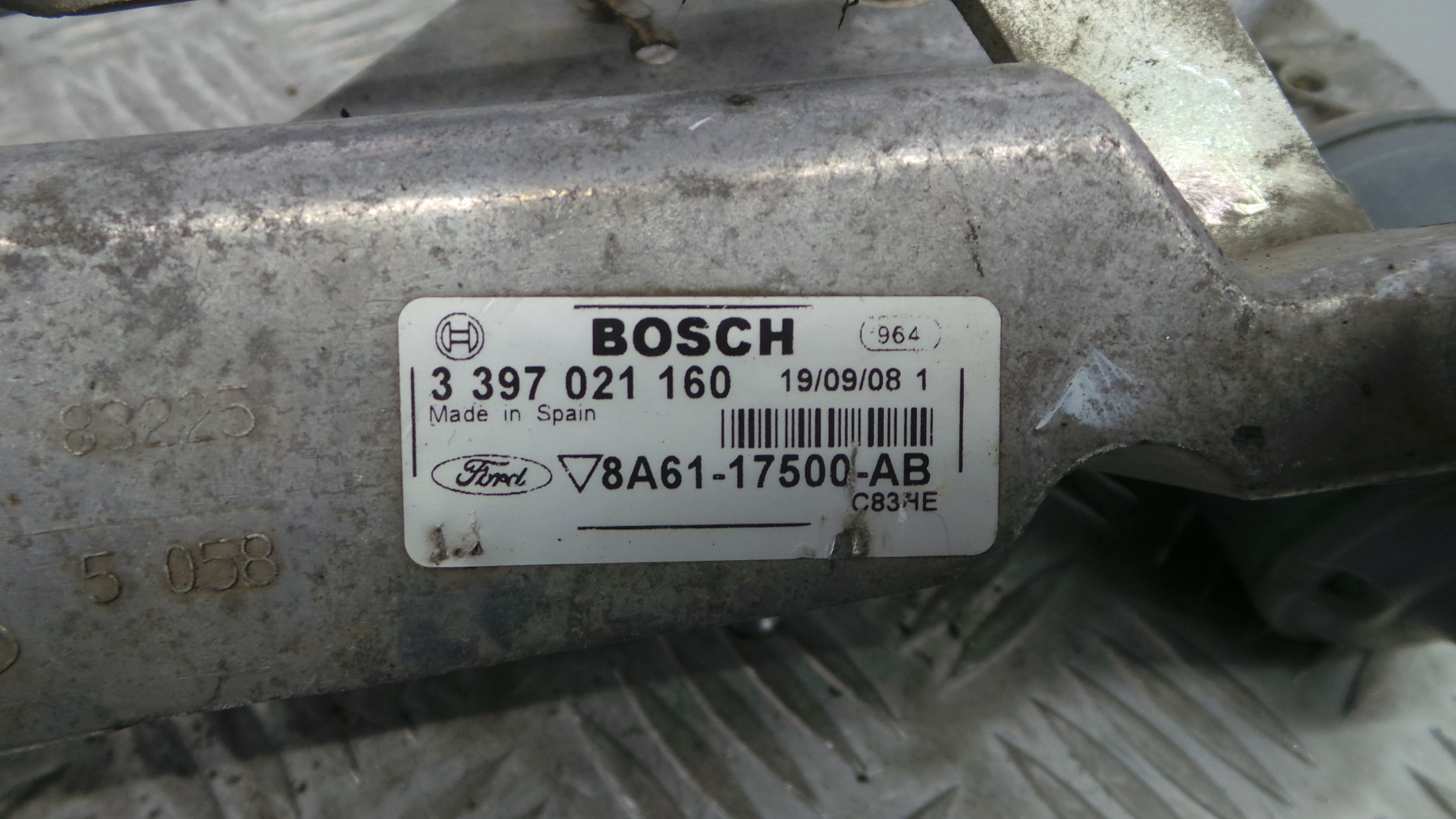 Motor Limpa Vidros Frente  8A61-17B571-AA - FORD FIESTA VI (CB1, CCN)-33643620