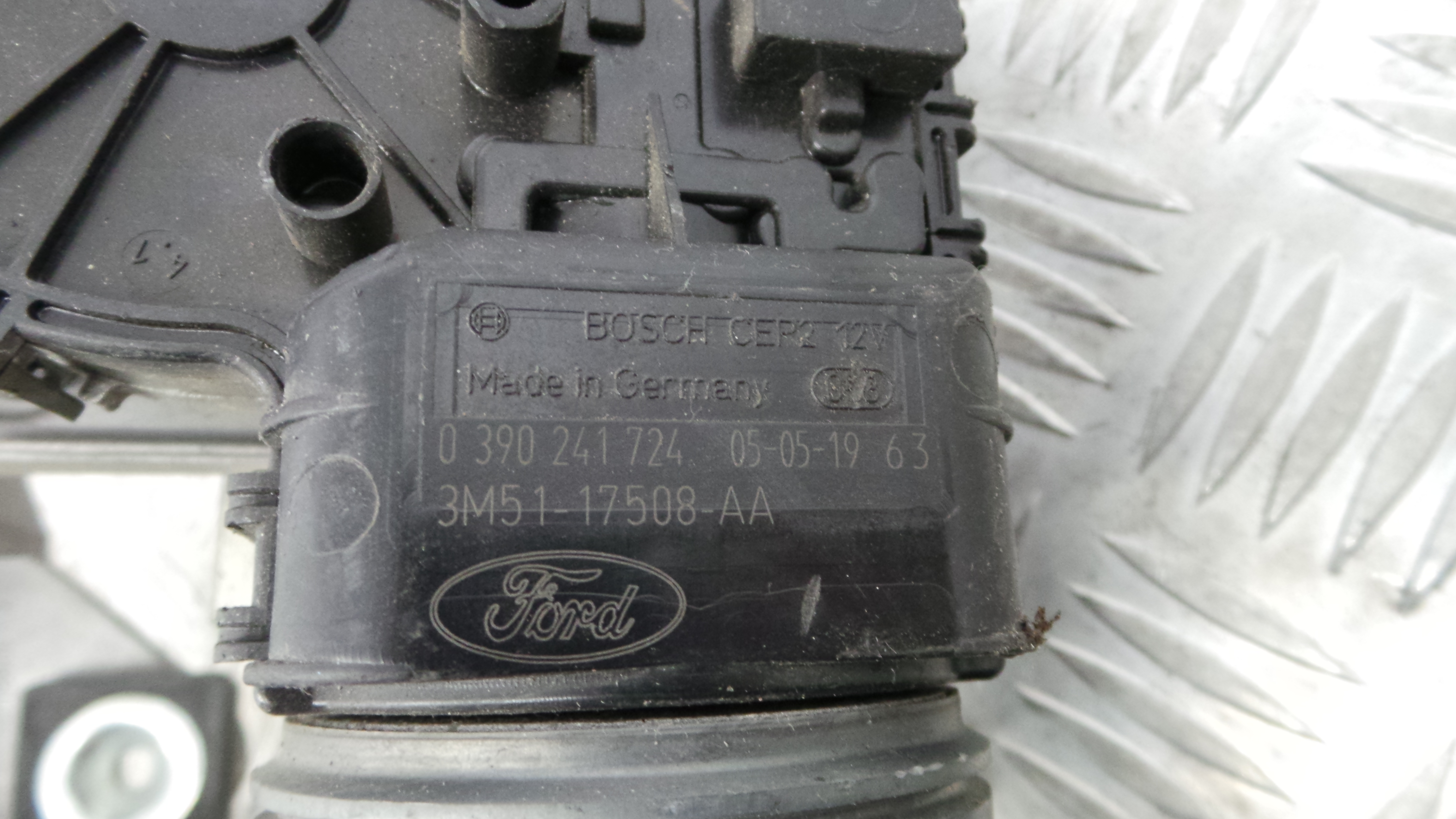 Motor Limpa Vidros Frente 8A61-17B571-AB - FORD FOCUS C-MAX (DM2)-33643631