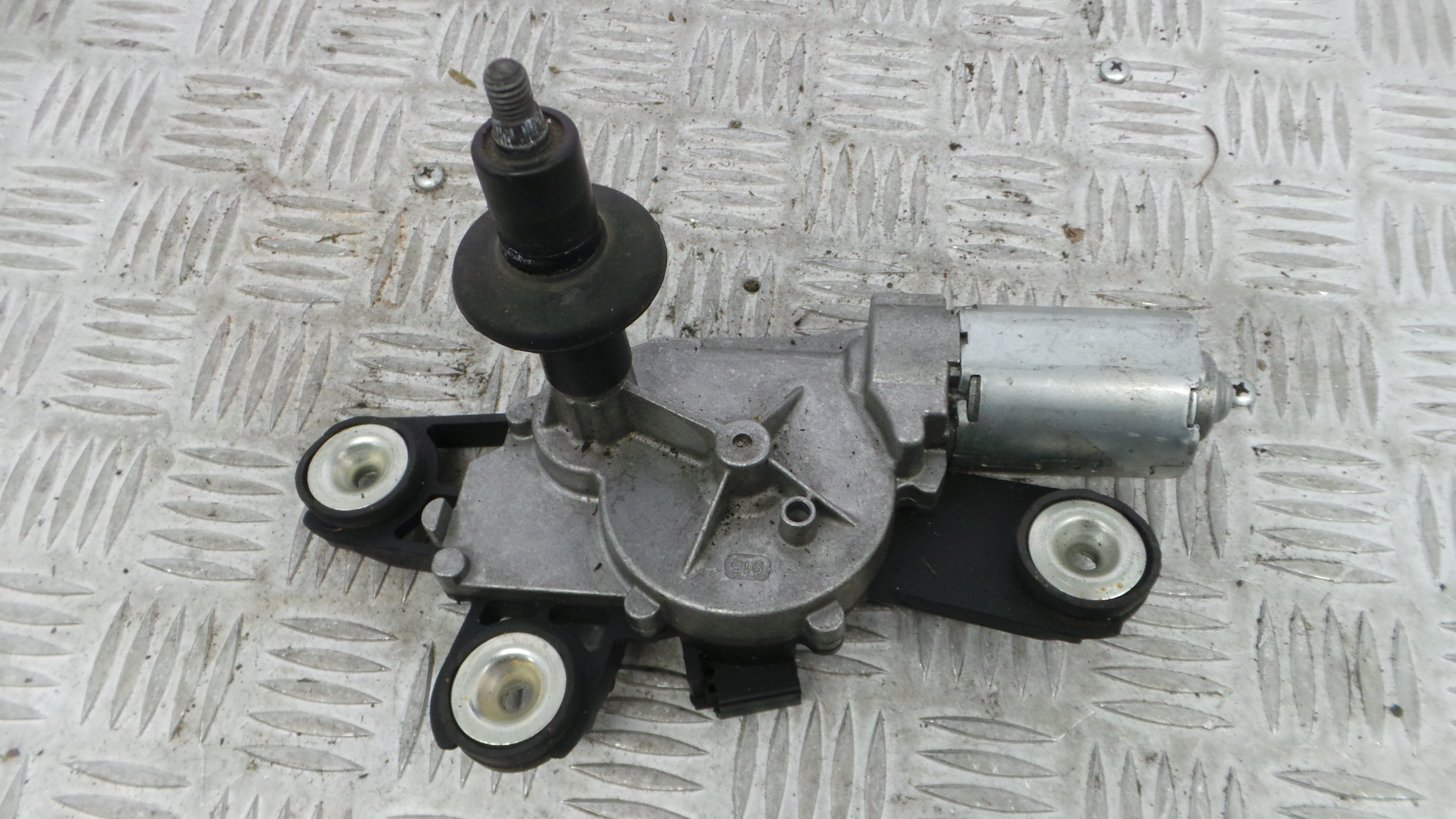 Motor Limpa Vidros Trás 8A61-A17K441-AC - FORD FIESTA VI (CB1, CCN)-33643672 Motor Limpa Vidros Trás 8A61-A17K441-AC - FORD FIESTA VI (CB1, CCN)-33643672