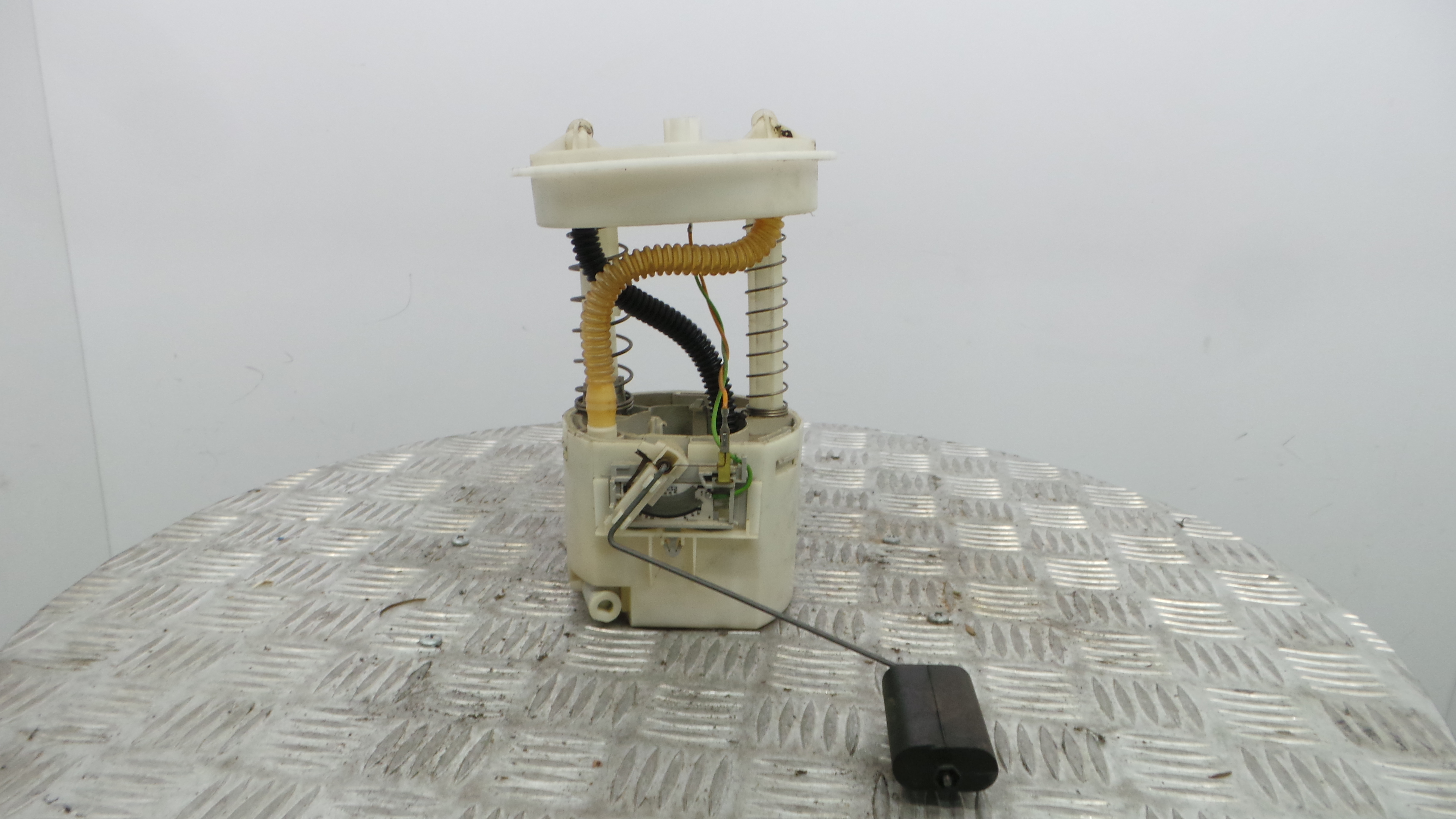 Boia do Combustível 2S61-9275-AG - FORD FIESTA V (JH_, JD_)-33643857