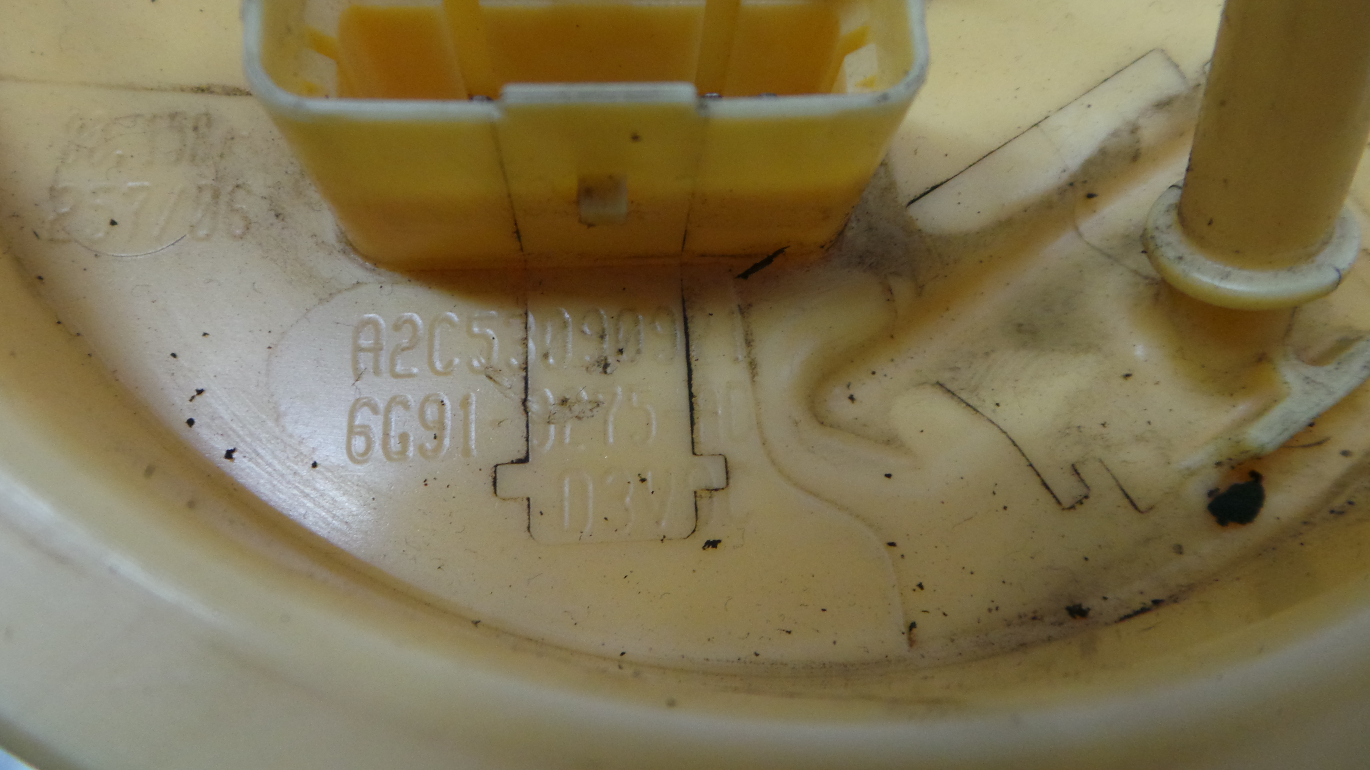 Boia do Combustível 6G91-9275-AC - FORD S-MAX (WA6)-36593339