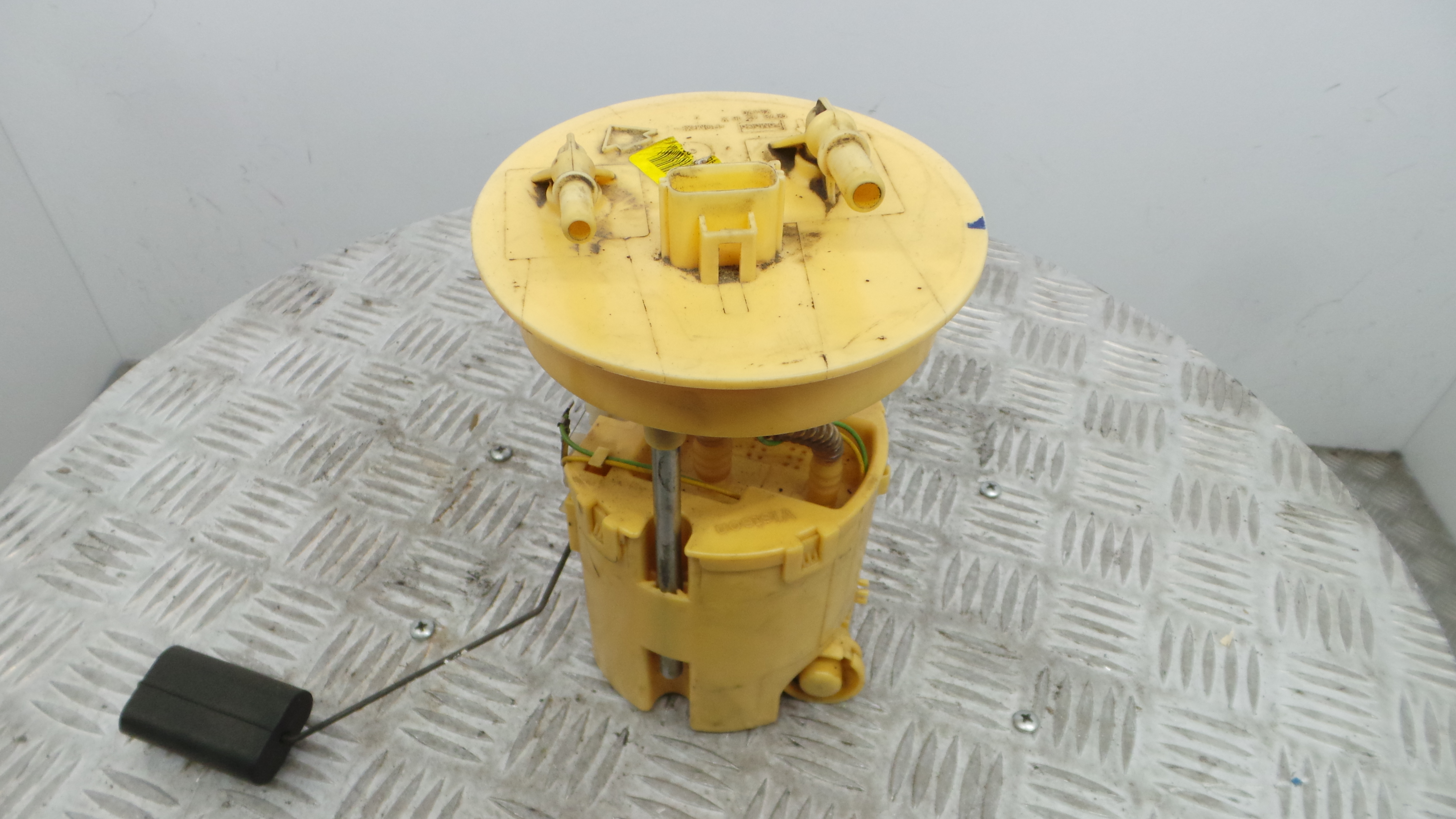 Boia do Combustível 8V21-9275 - FORD FIESTA VI (CB1, CCN)-33644010