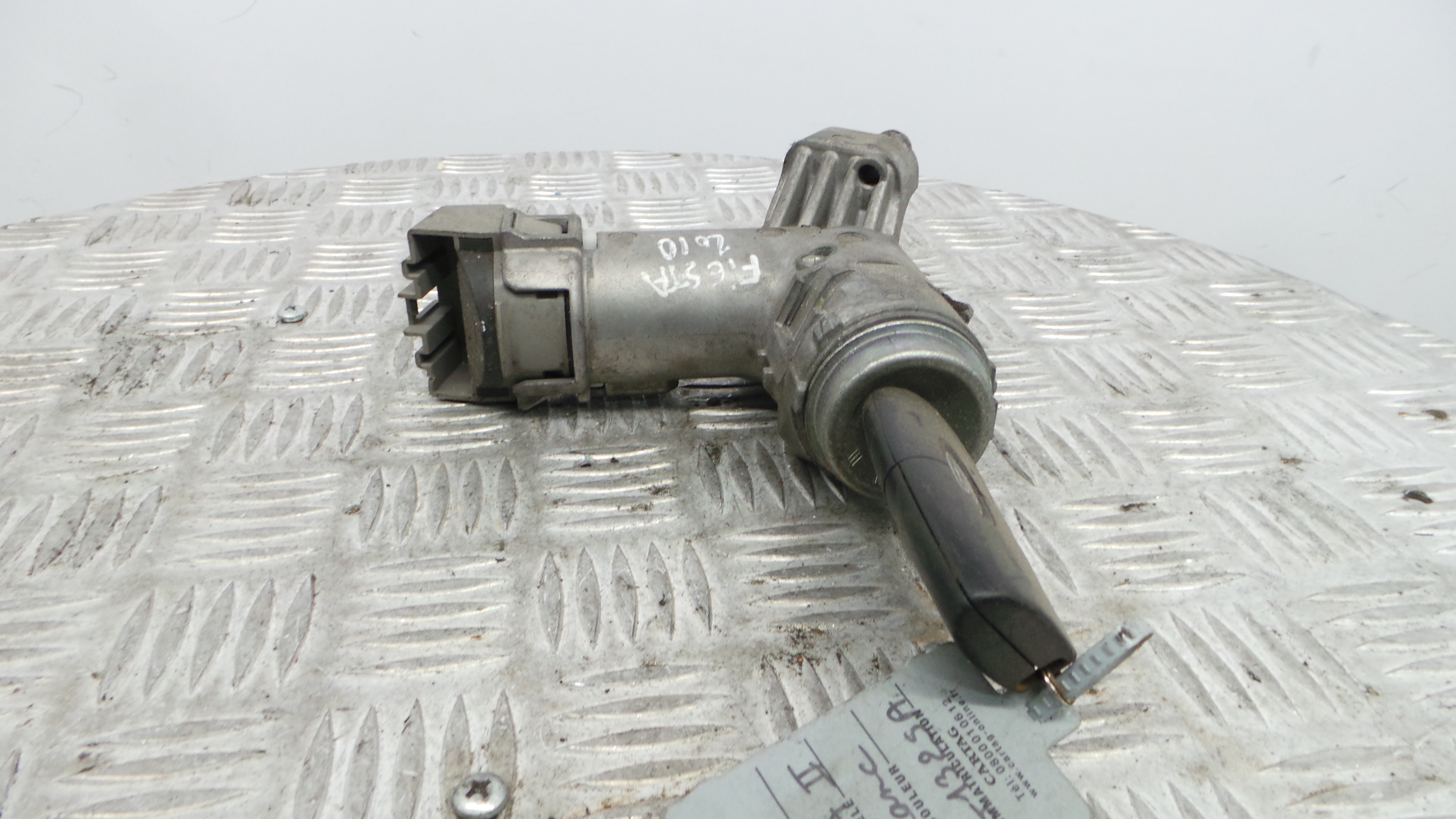 Canhão de ignição 9V21-3F880-EC - FORD FIESTA VI (CB1, CCN)-33644016