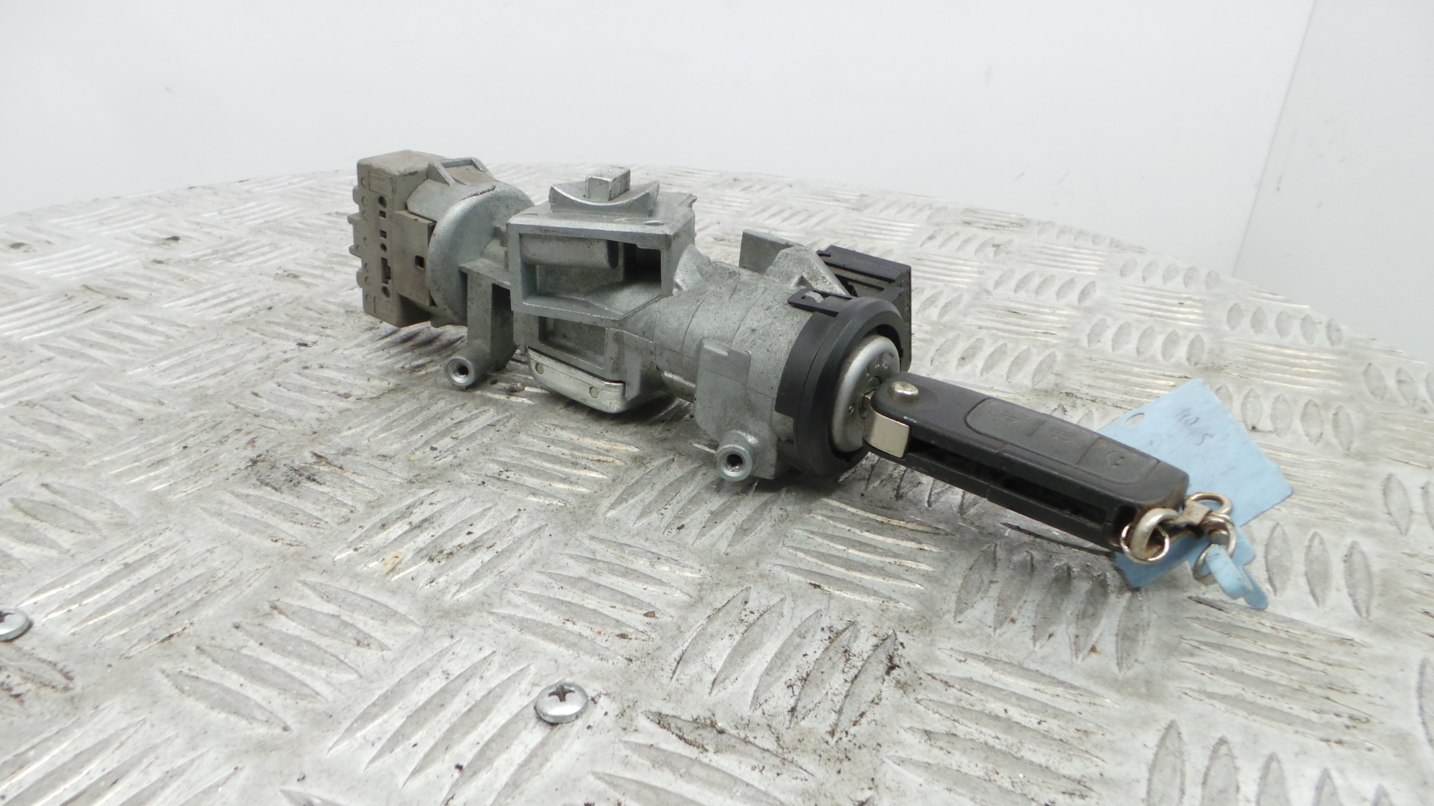 Canhão de ignição 3M51-3F880-AD - FORD FOCUS II (DA_, HCP, DP)-33644042