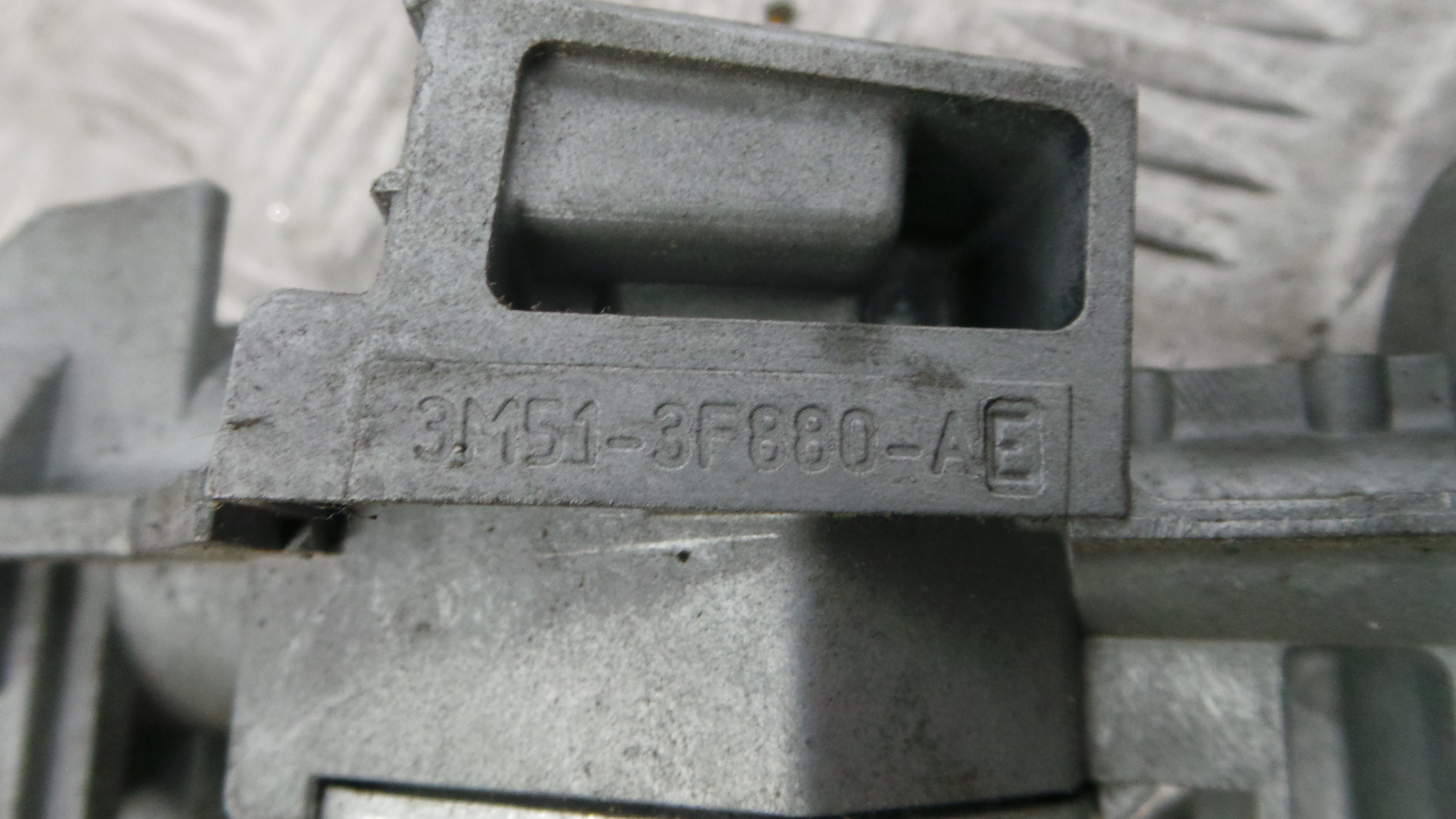 Canhão de ignição 3M51-3F880-AE - FORD C-MAX (DM2)-33644049