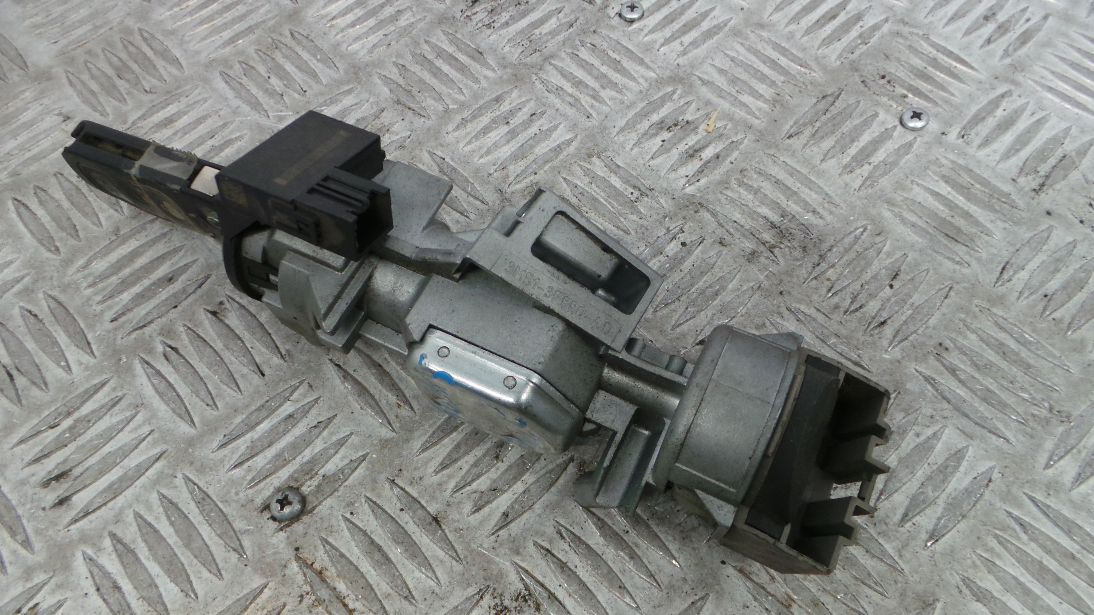 Canhão de ignição 3M51-3F880-AD - FORD FOCUS II (DA_, HCP, DP)-33644052
