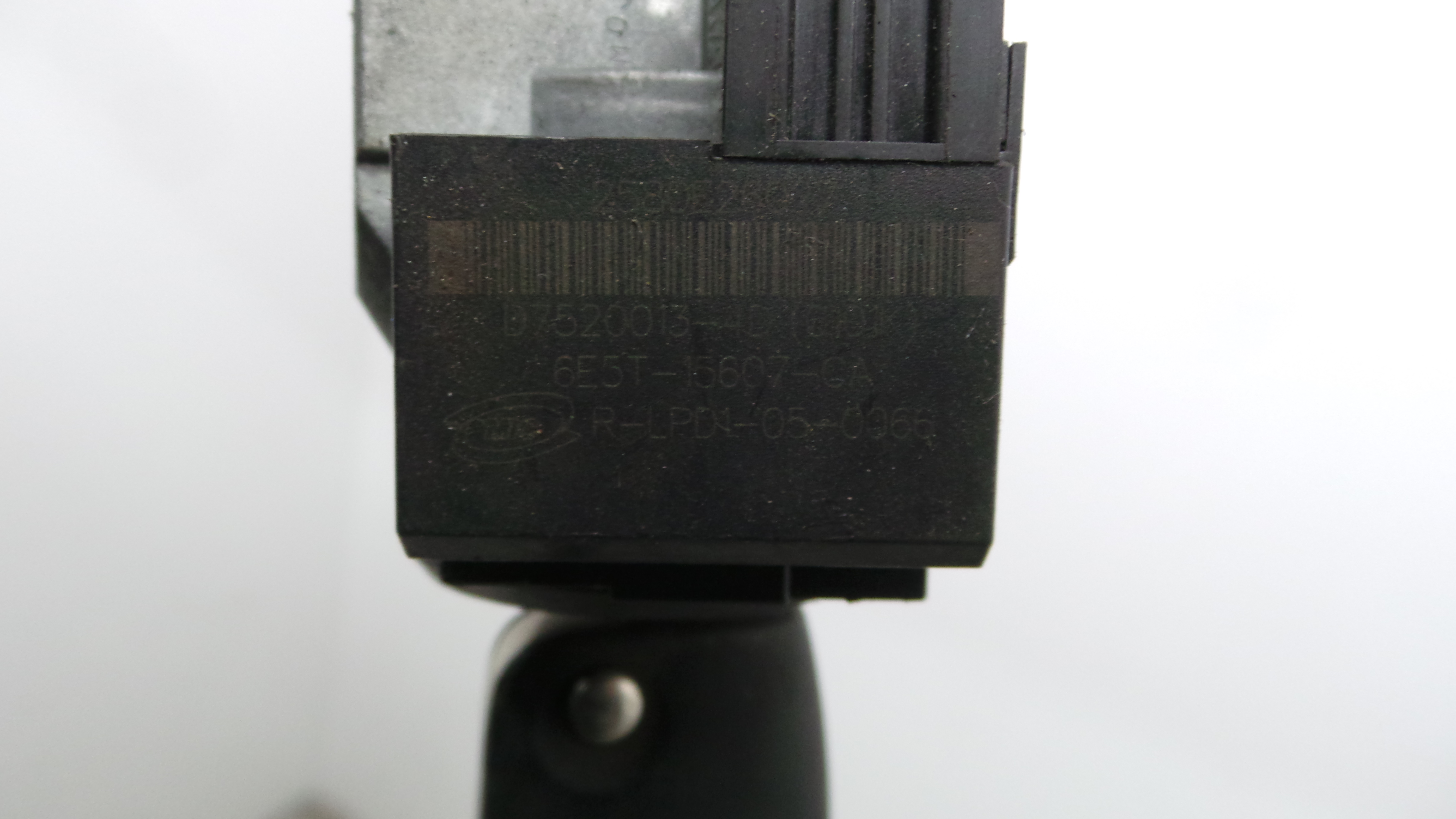 Canhão de ignição 3M51-3F880-AE - FORD FOCUS III-33644072