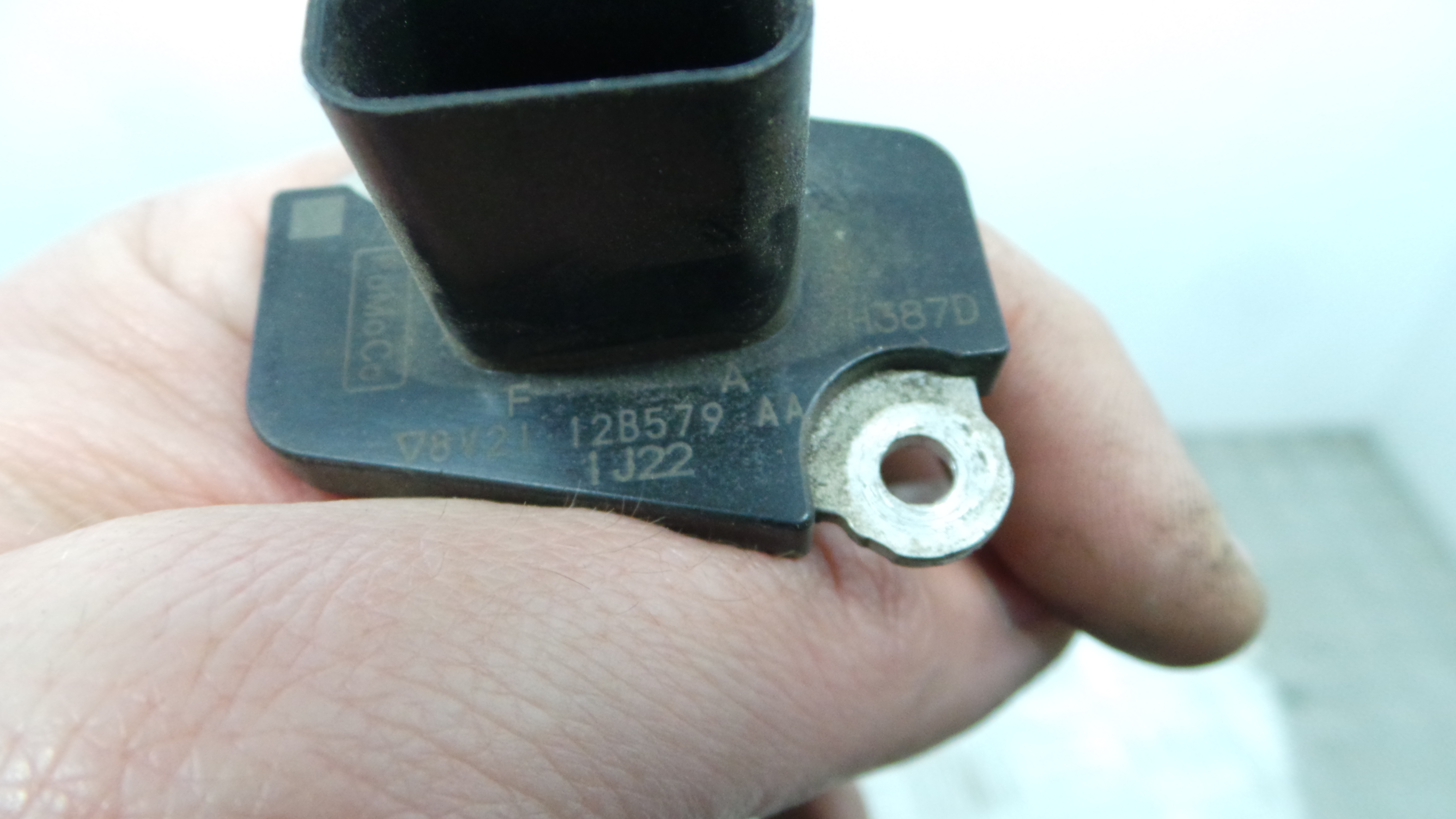 Medidor De Massa De Ar 8V21-12B579-AA - FORD FIESTA VI (CB1, CCN)-33644232