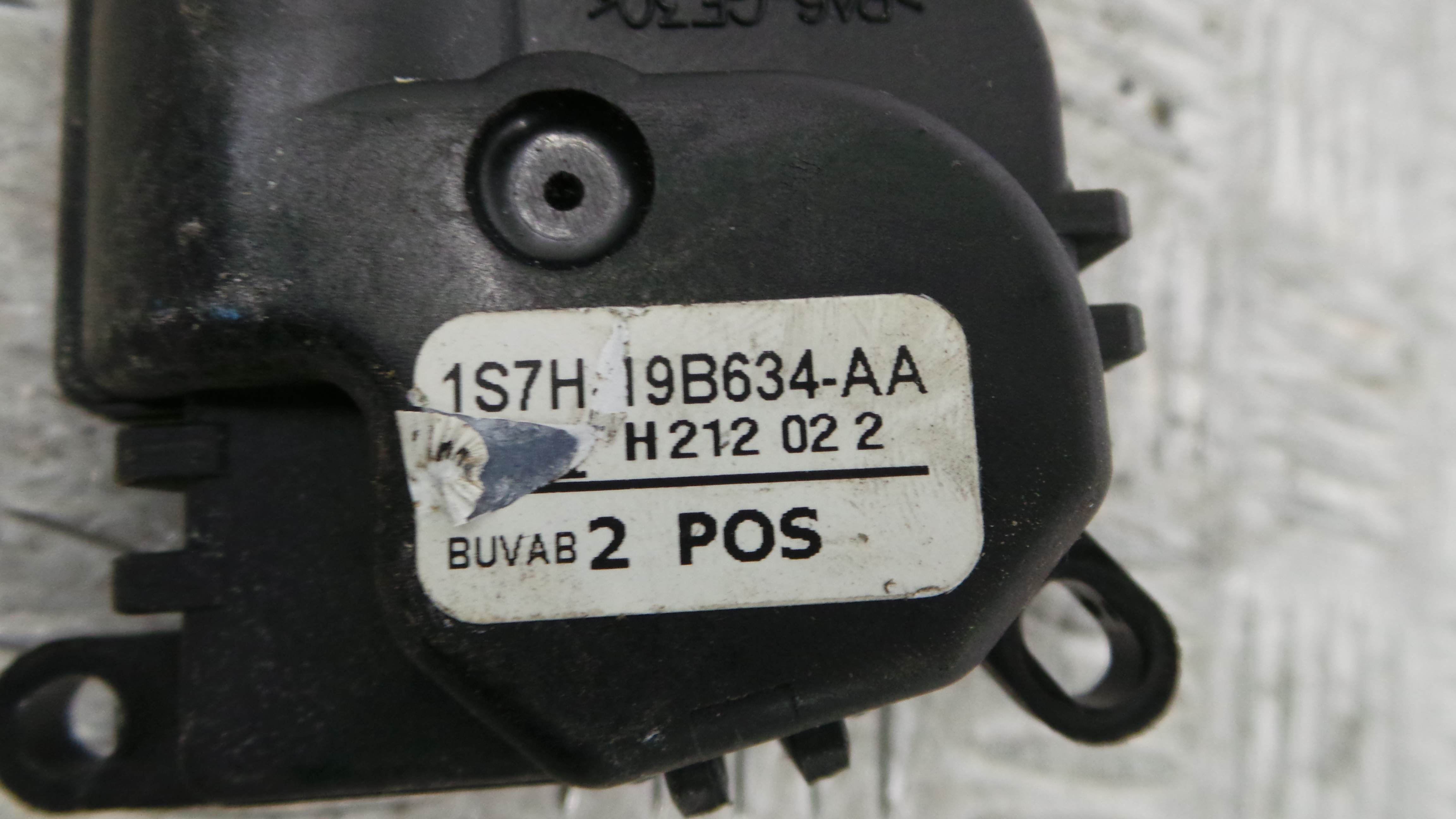 Atuador do Circuito de Ar 1S7H-19B634-AA - FORD MONDEO III (B5Y)-33644293