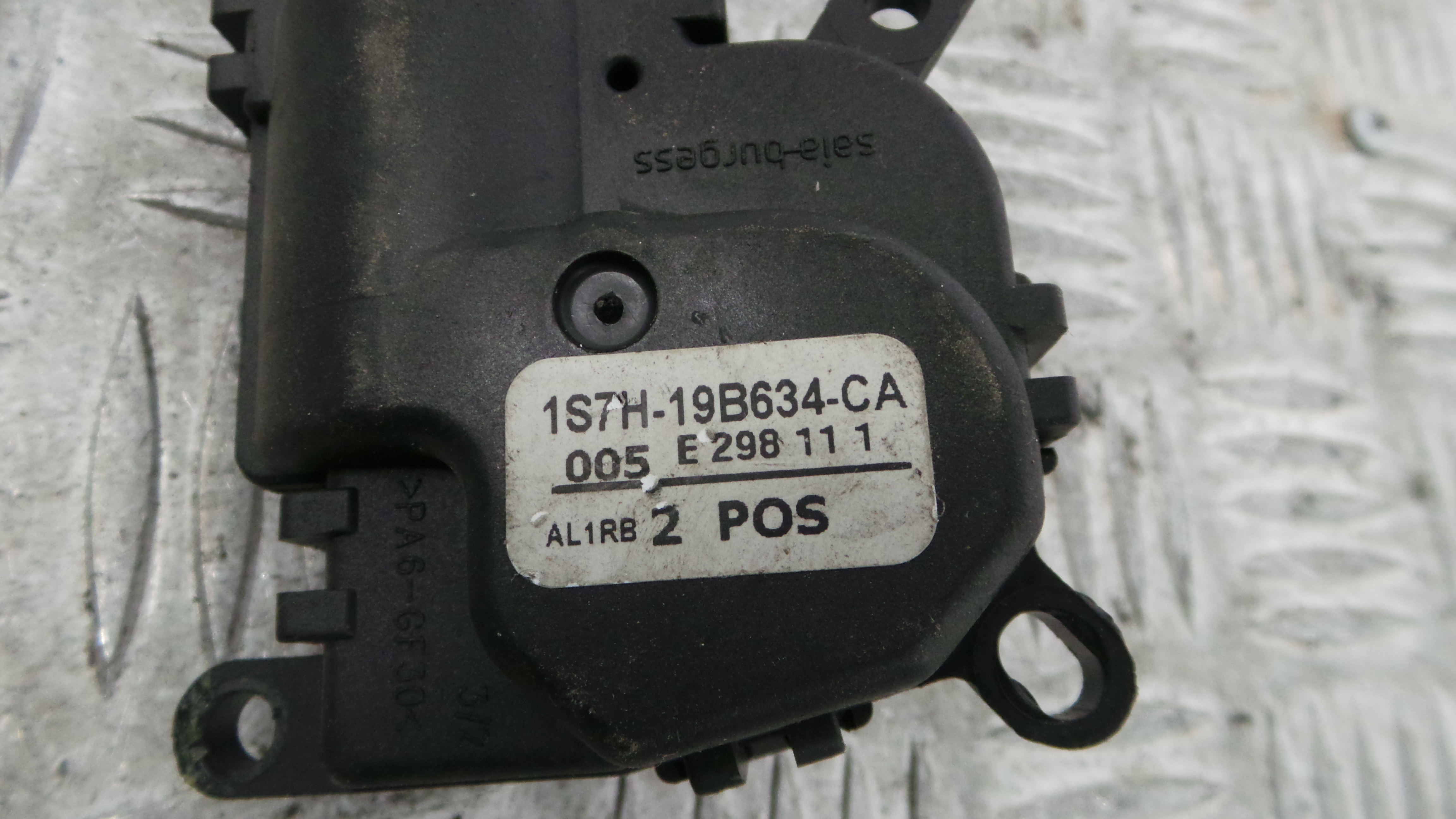 Atuador do Circuito de Ar 1S7H-19B634-CA - FORD FIESTA VI (CB1, CCN)-33644299