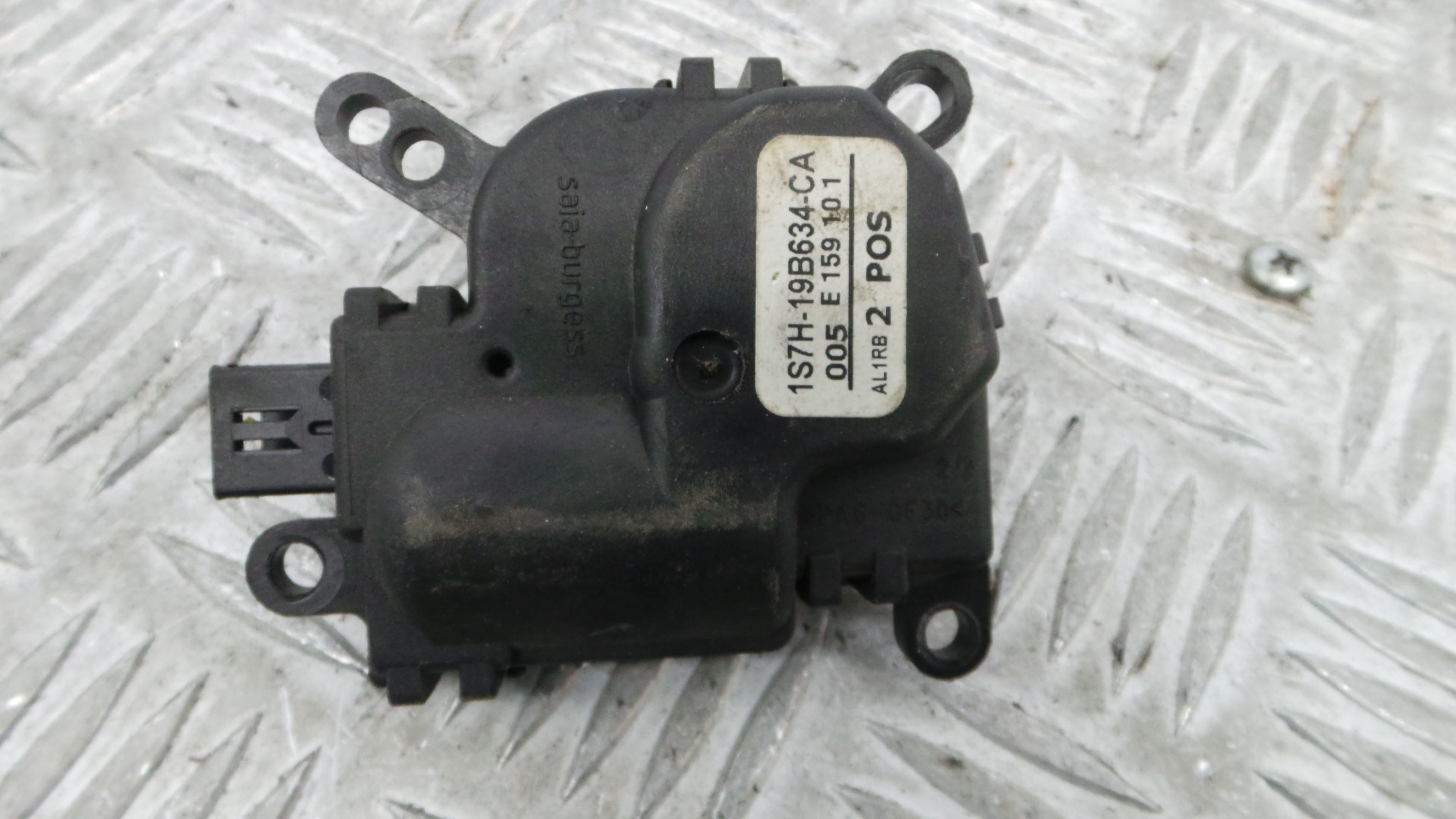 Atuador do Circuito de Ar  1S7H-19B634-CA - FORD FIESTA VI (CB1, CCN)-33644311