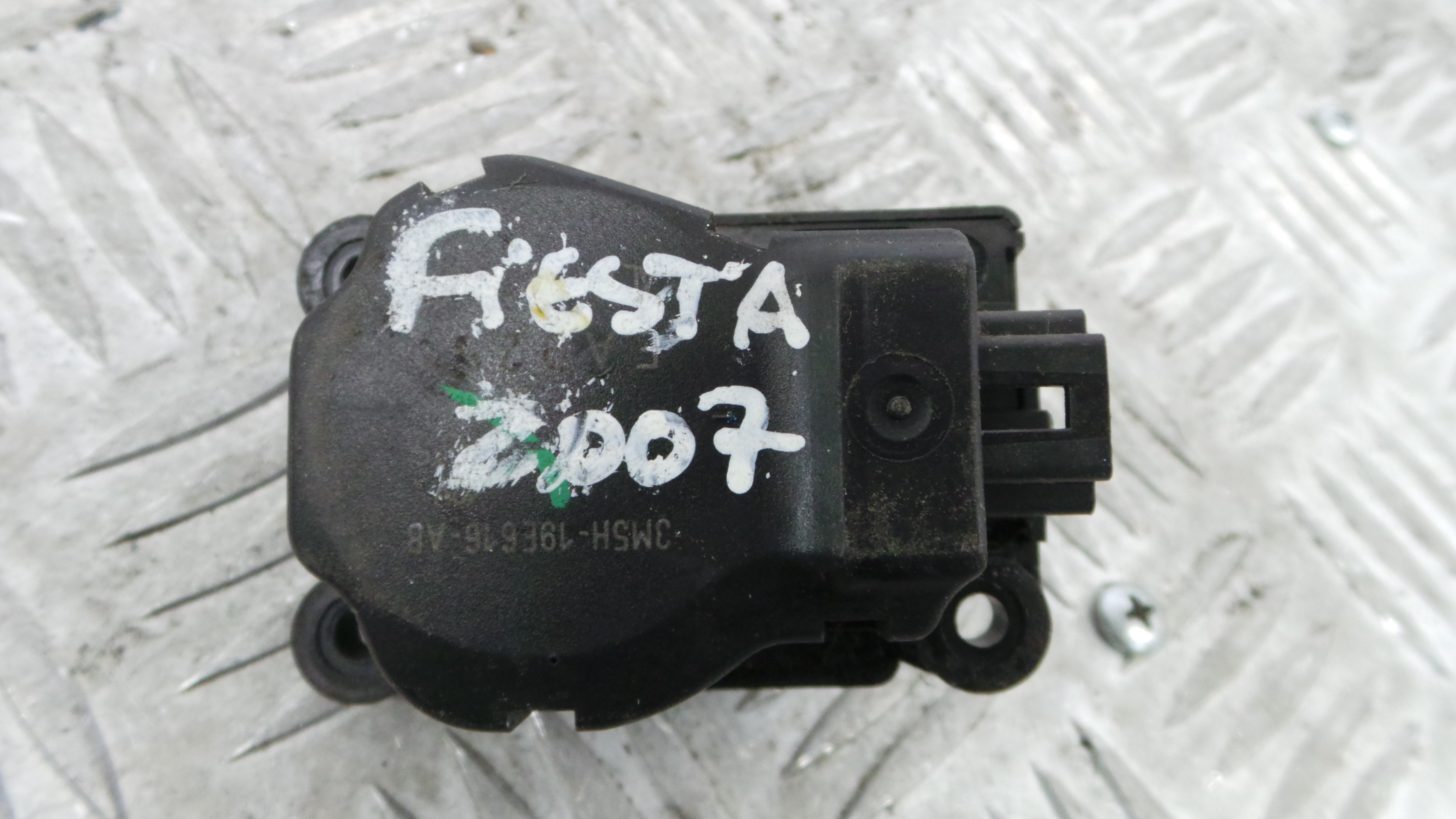 Atuador do Circuito de Ar  3M5H-19E616-AB - FORD FIESTA V (JH_, JD_)-33644338
