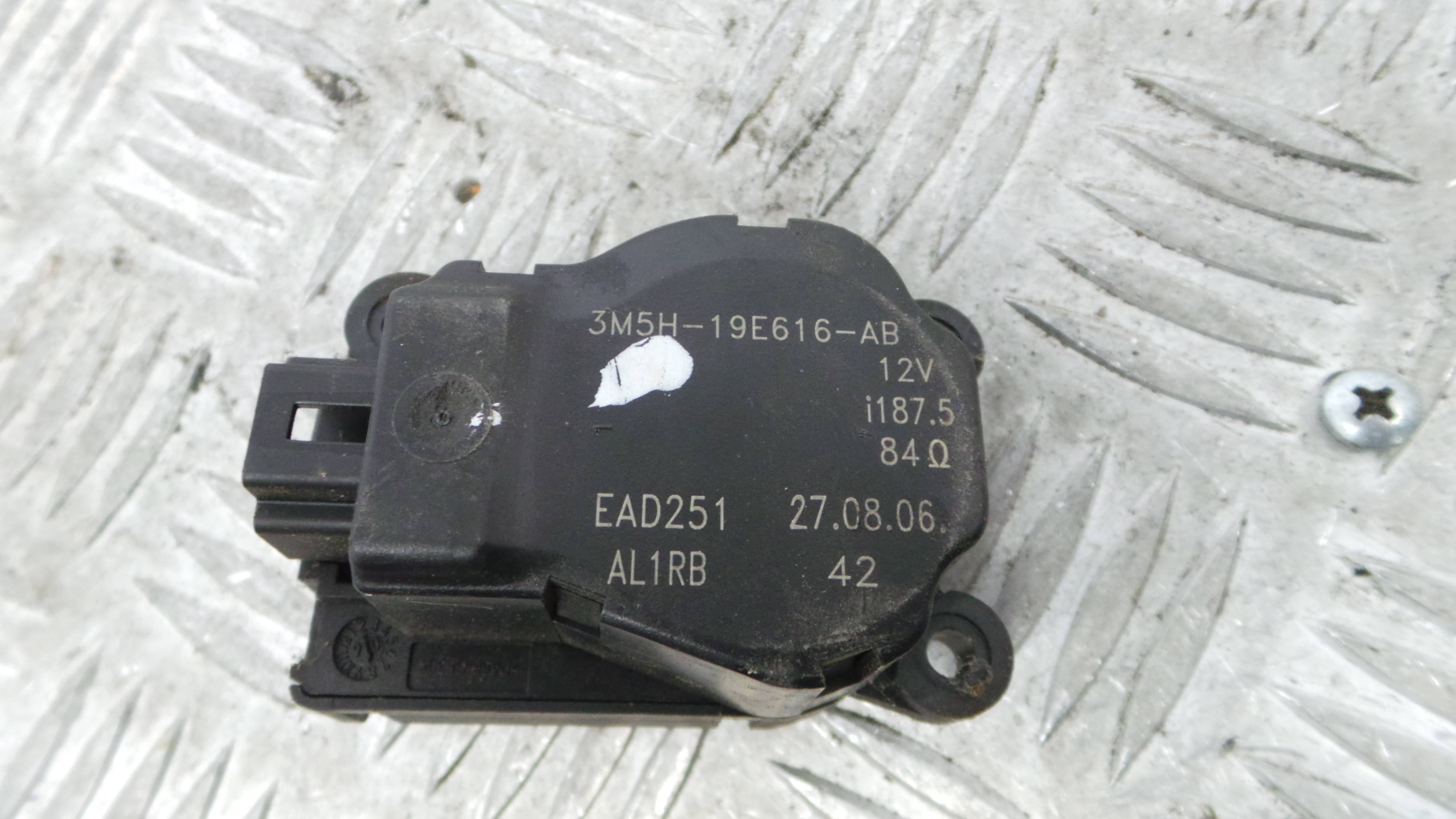 Atuador do Circuito de Ar 3M5H-19E616-AB - FORD S-MAX (WA6)-33644341 Atuador do Circuito de Ar 3M5H-19E616-AB - FORD S-MAX (WA6)-33644341