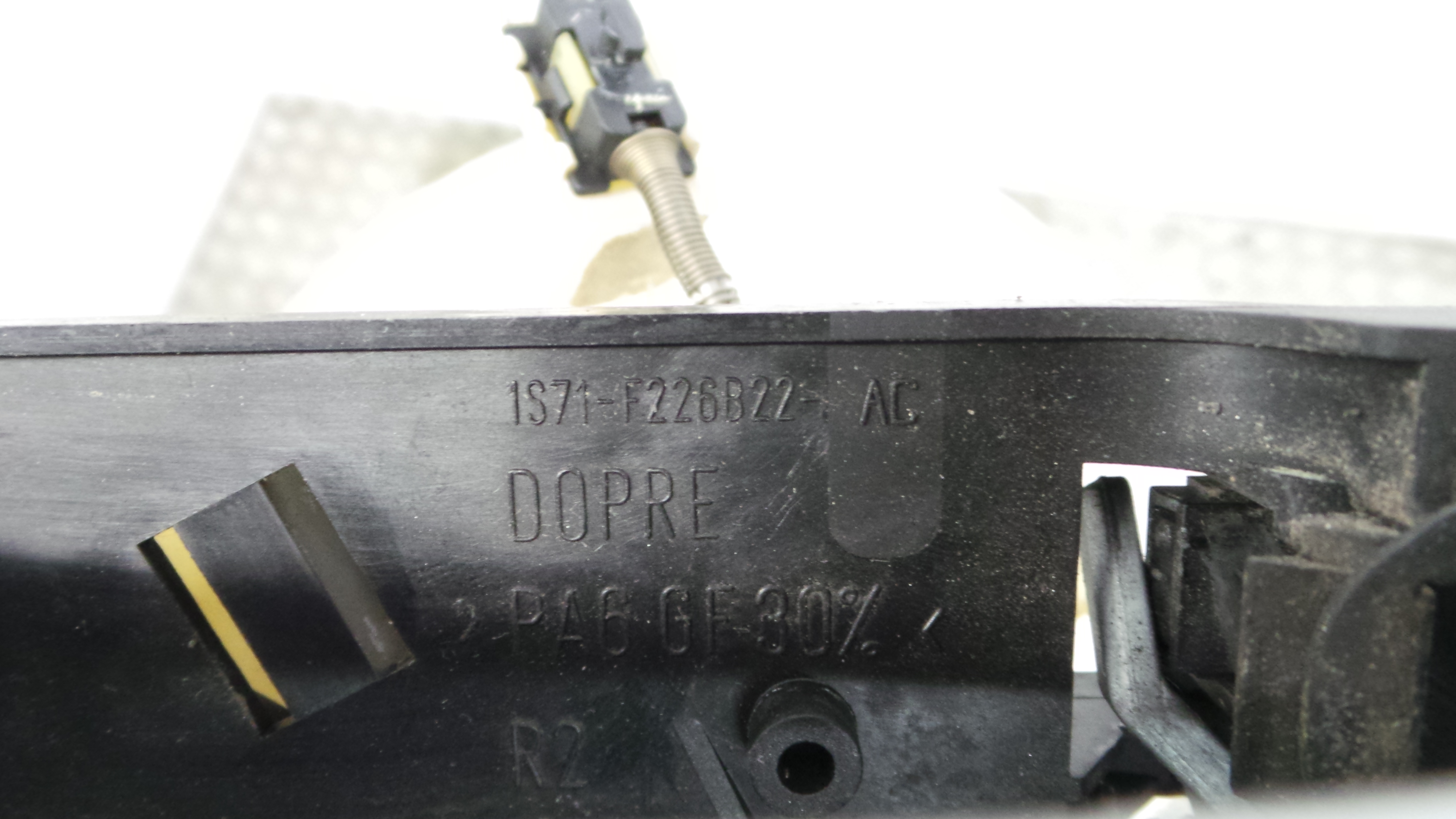 Puxador Exterior Trás Direita 1S71-F226B22-AC - FORD MONDEO III (B5Y)-33644362