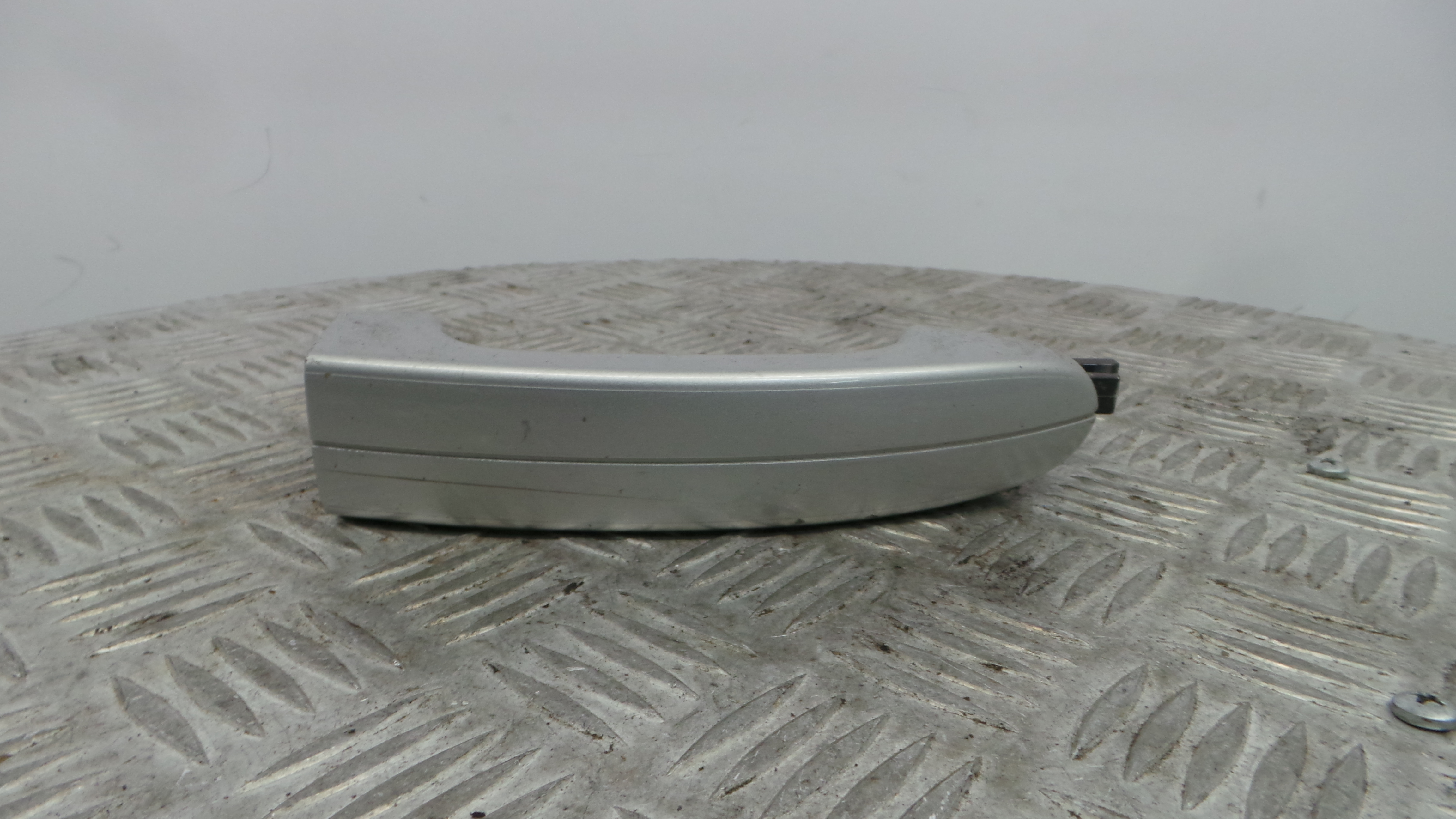 Puxador Exterior Frente Direita 6M21-U22404-BCW - FORD S-MAX (WA6)-33644370 Puxador Exterior Frente Direita 6M21-U22404-BCW - FORD S-MAX (WA6)-33644370