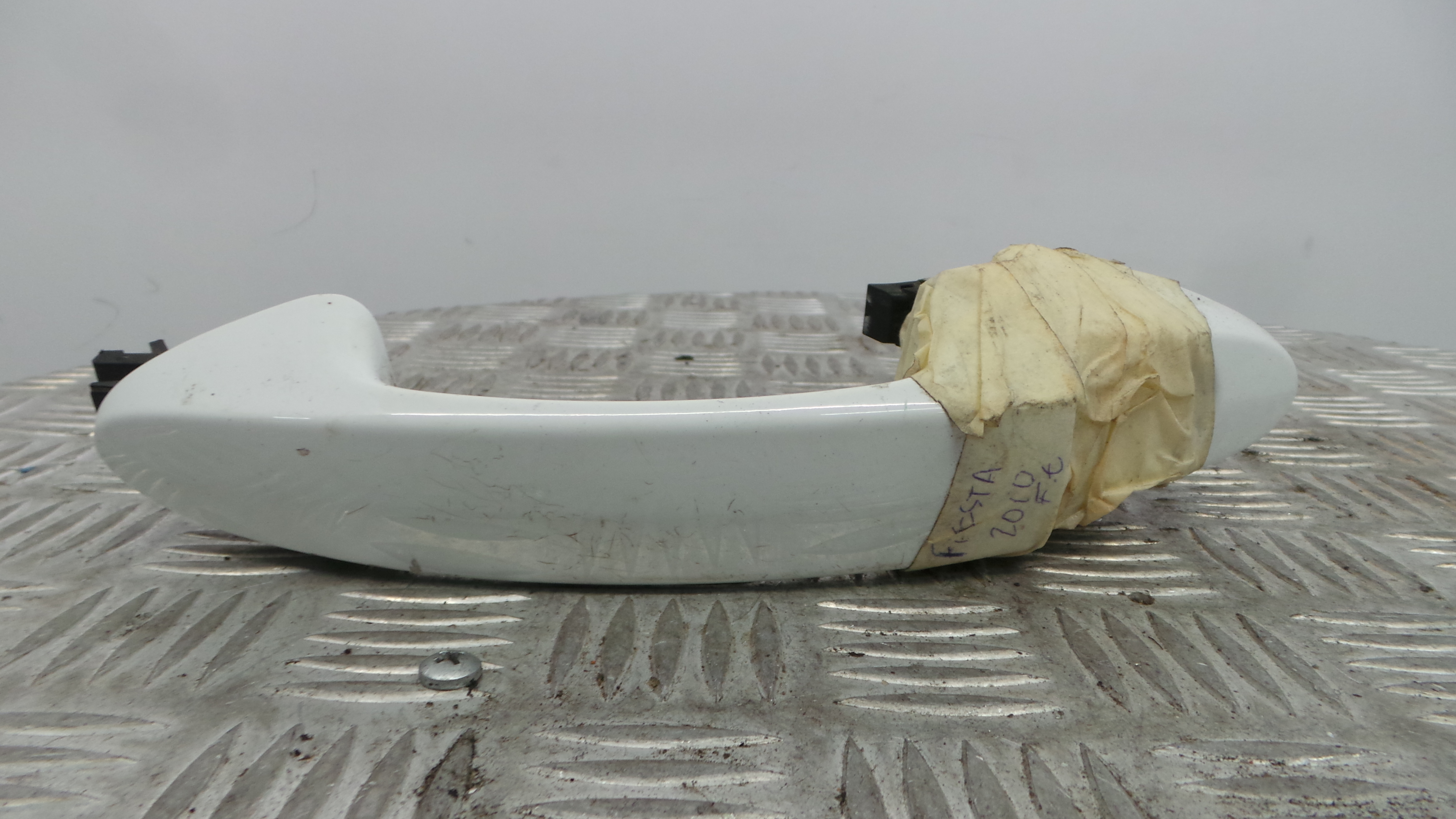 Puxador Exterior Frente Esquerdo 1757131 - FORD FIESTA VI (CB1, CCN)-33644380