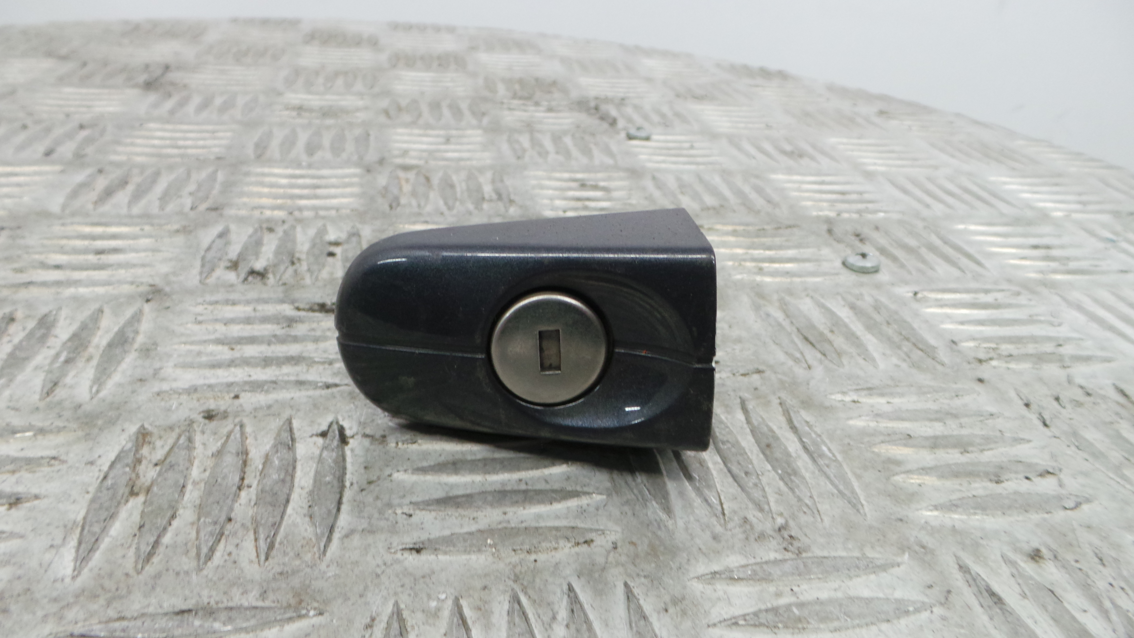 Canhão De Fechadura 3M5A-R21990A-H - FORD C-MAX (DM2)-33644411 Canhão De Fechadura 3M5A-R21990A-H - FORD C-MAX (DM2)-33644411