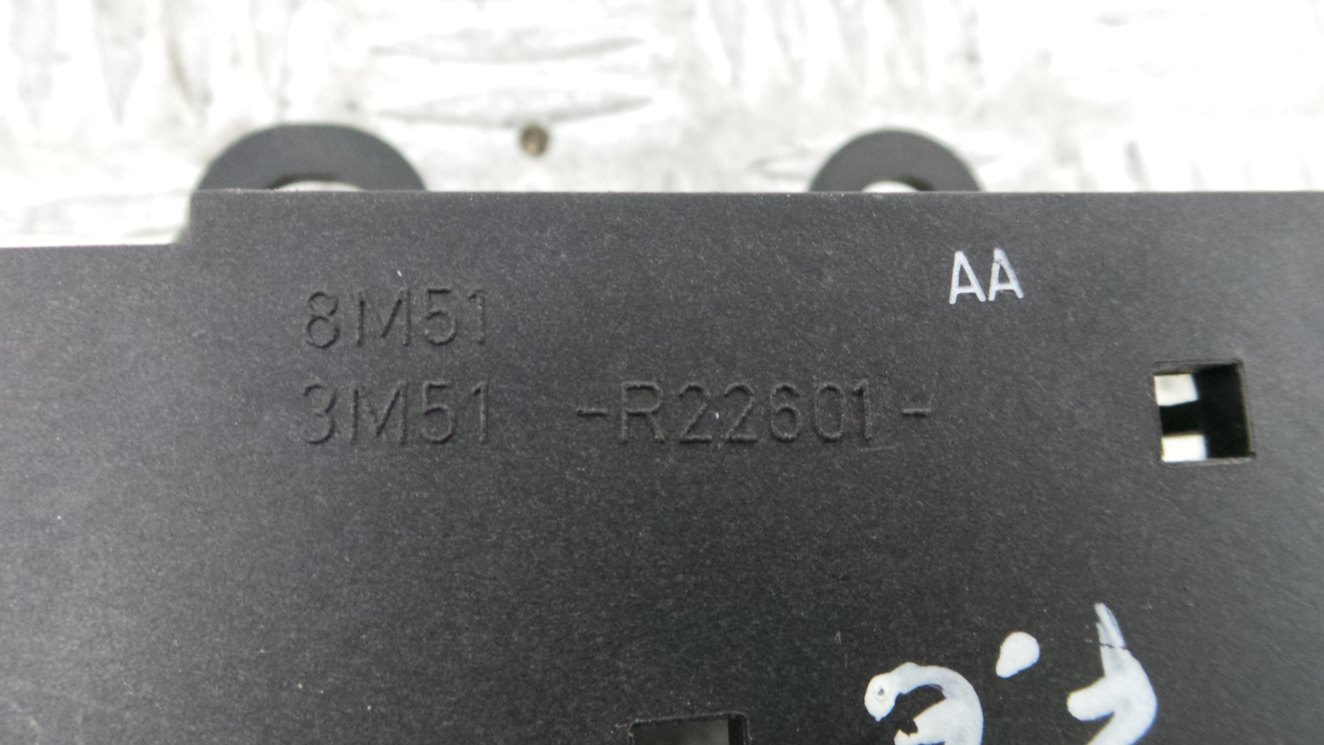 Puxador Interior Frente Esquerdo 8M51-R22601-AA - FORD FOCUS II (DA_, HCP, DP)-33644421