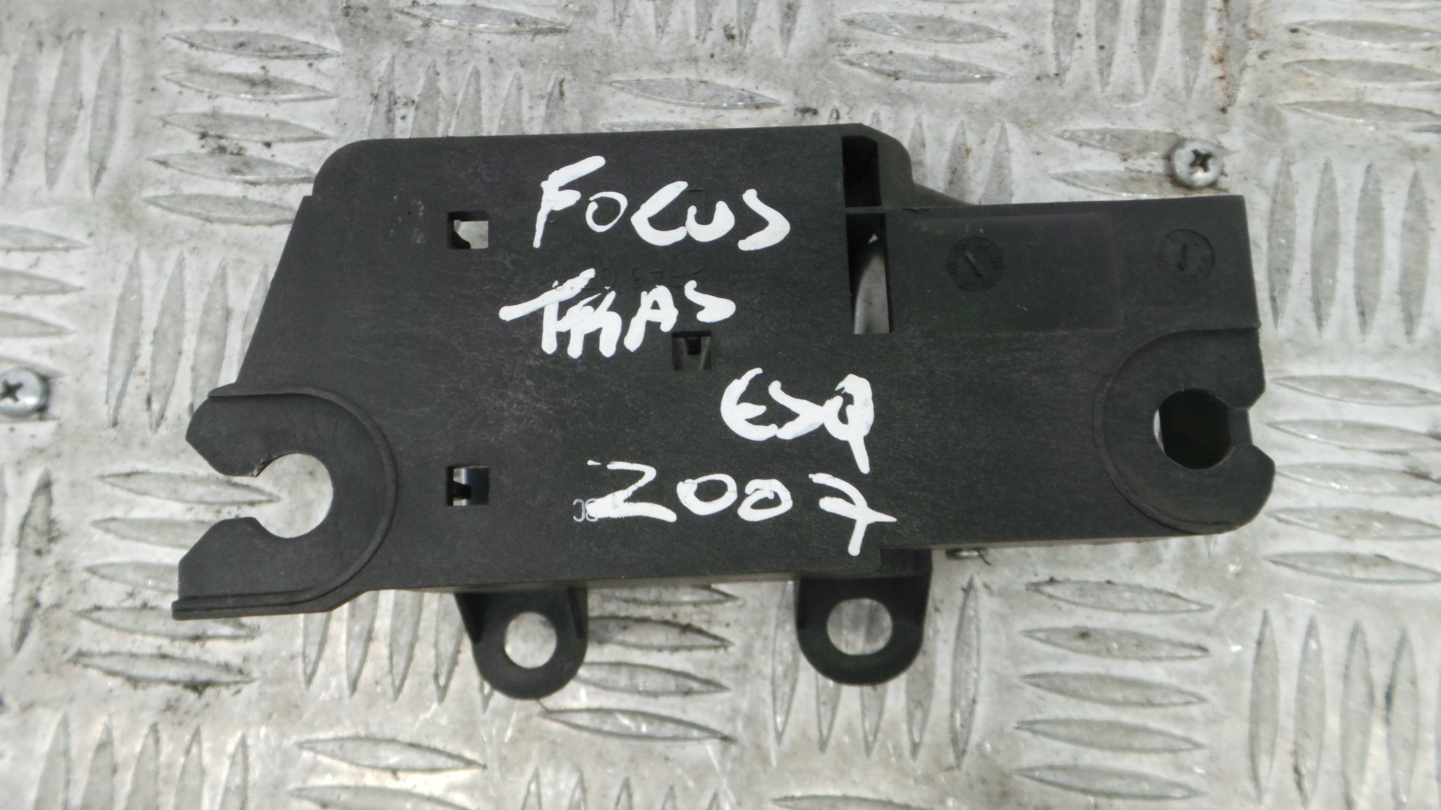 Puxador Interior Traseiro Esquerdo  3M51-R22601-BC - FORD FOCUS II (DA_, HCP, DP)-33644605